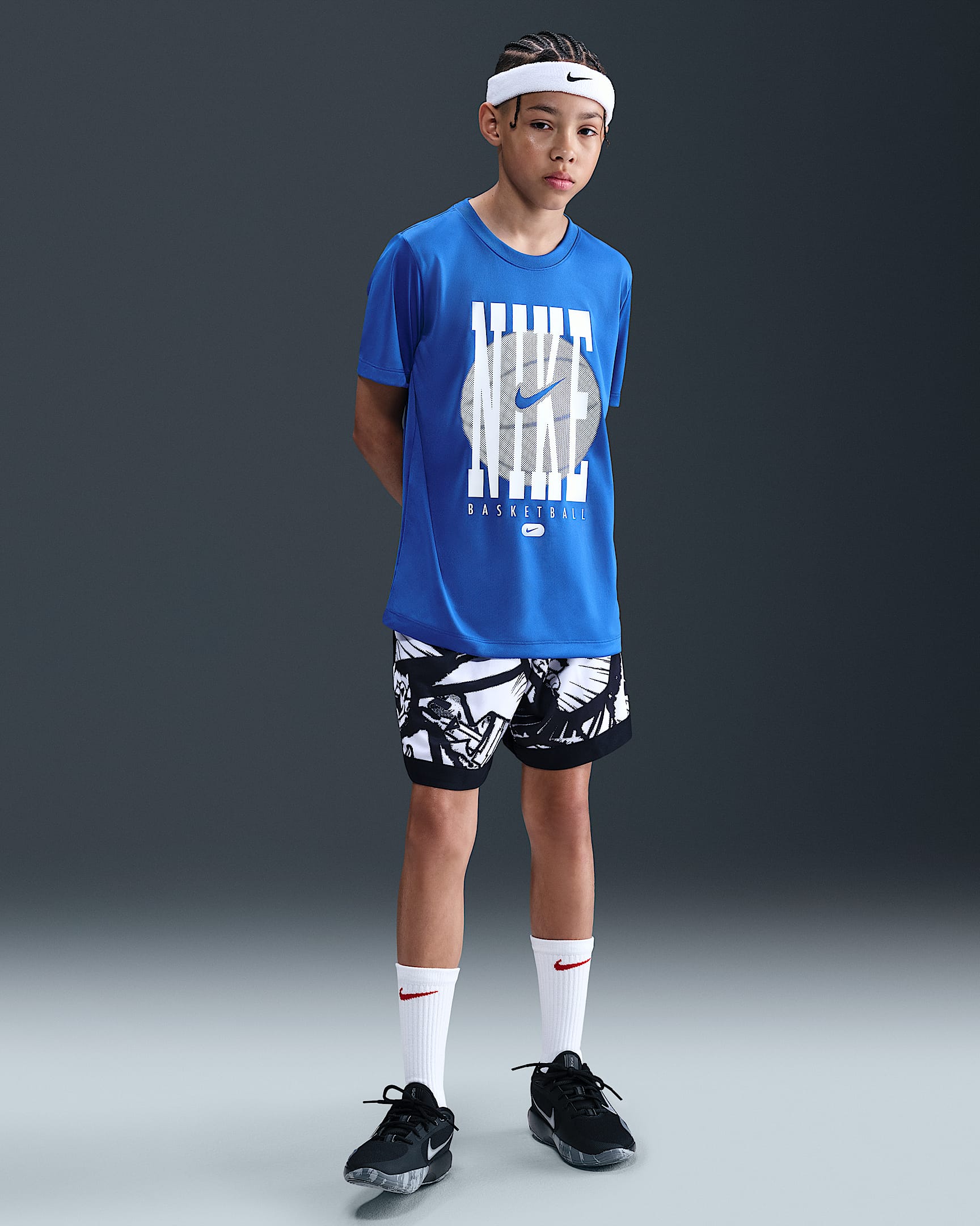 Nike Court Dri-FIT 大童速干篮球短裤 - 黑/白色/白色