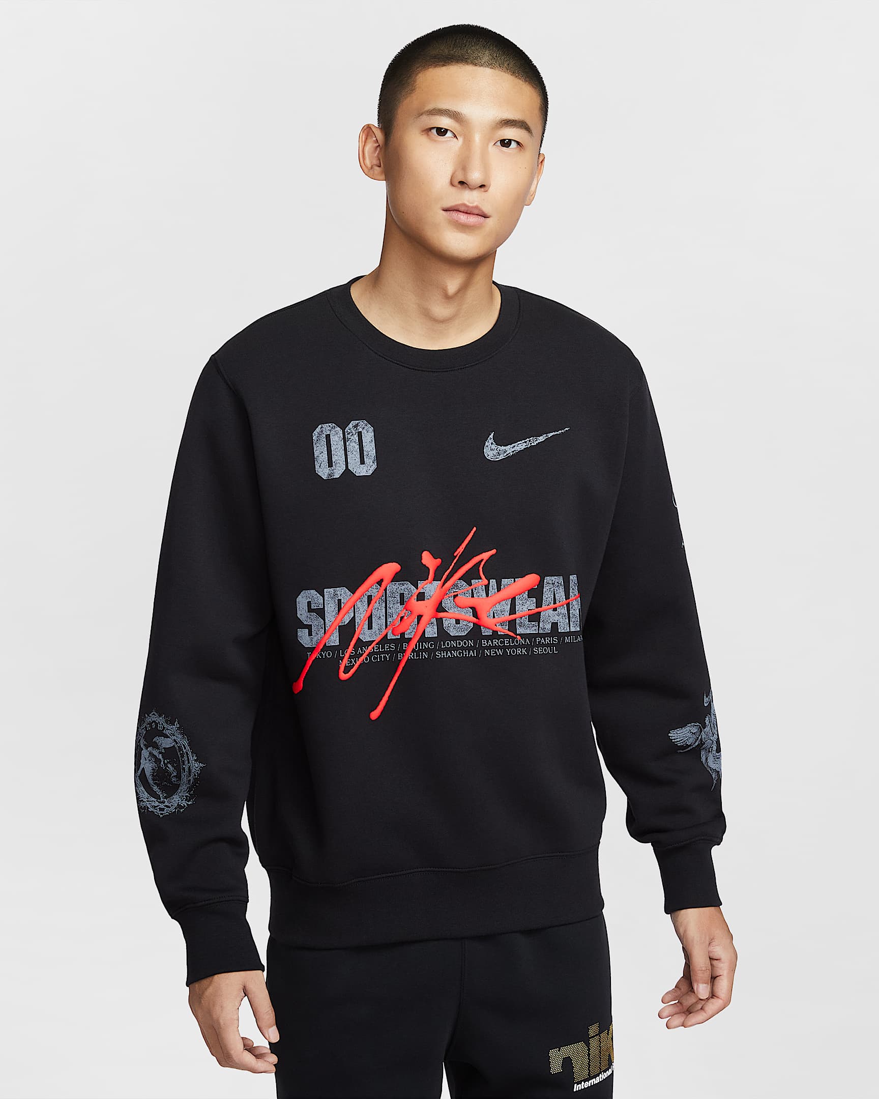 Nike Sportswear Club 男子加绒圆领运动衫 - 黑
