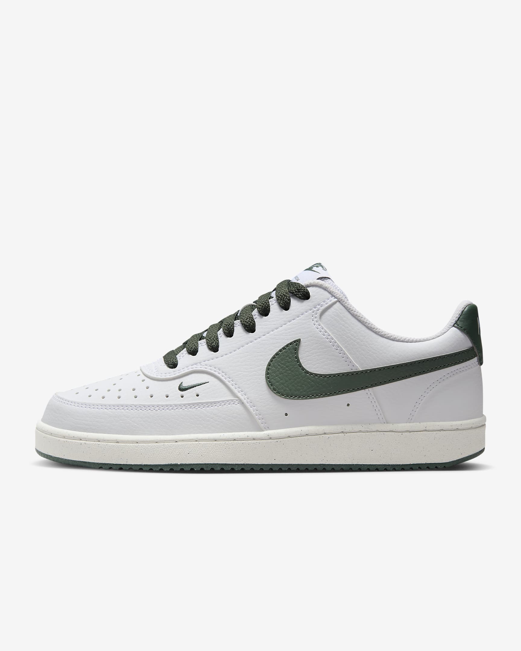 Nike Court Vision Low Next Nature 女子运动鞋板鞋 - 白色/体育场绿/帆白/绿古色