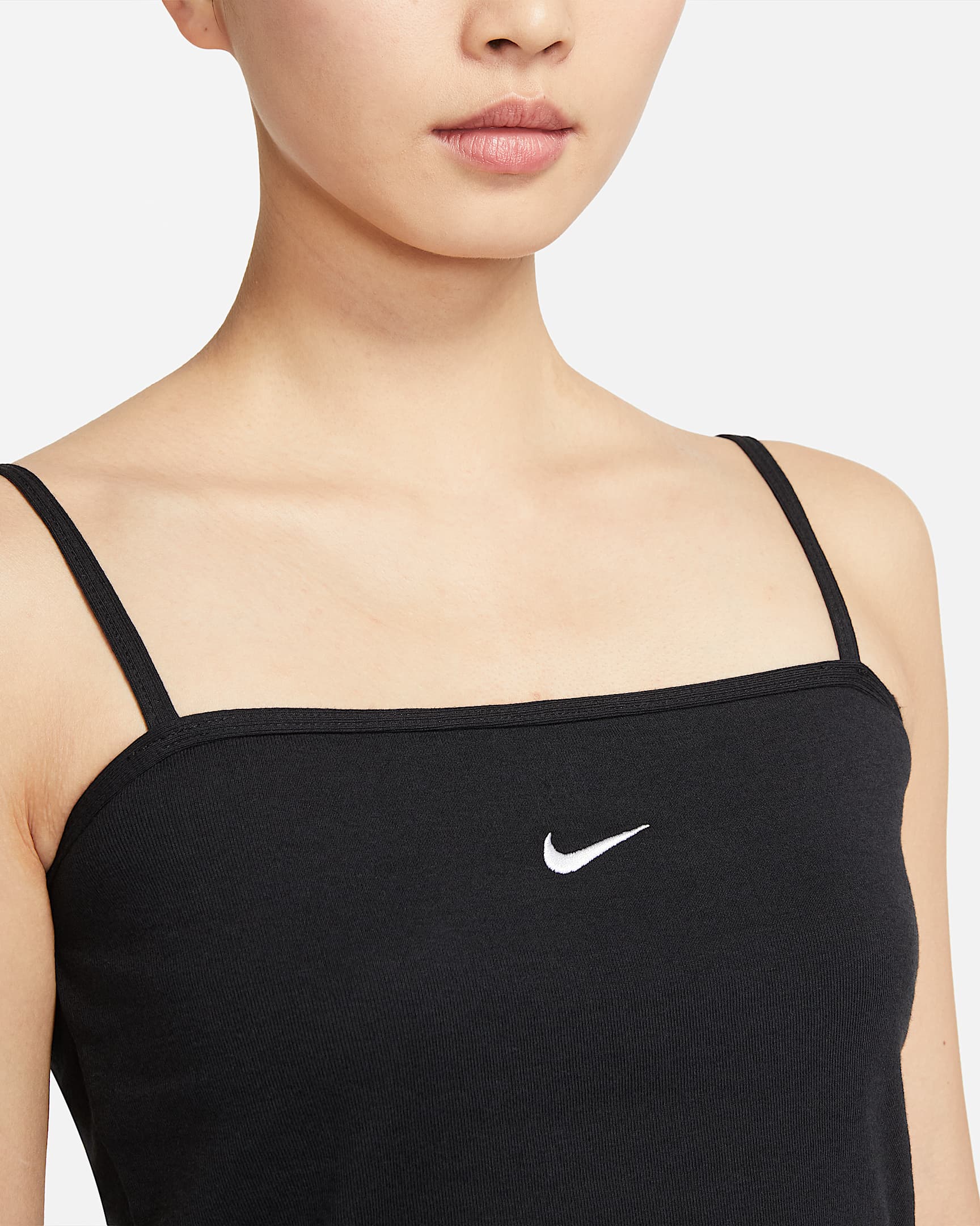 Nike Sportswear Essentials 女子上衣 - 黑/白色