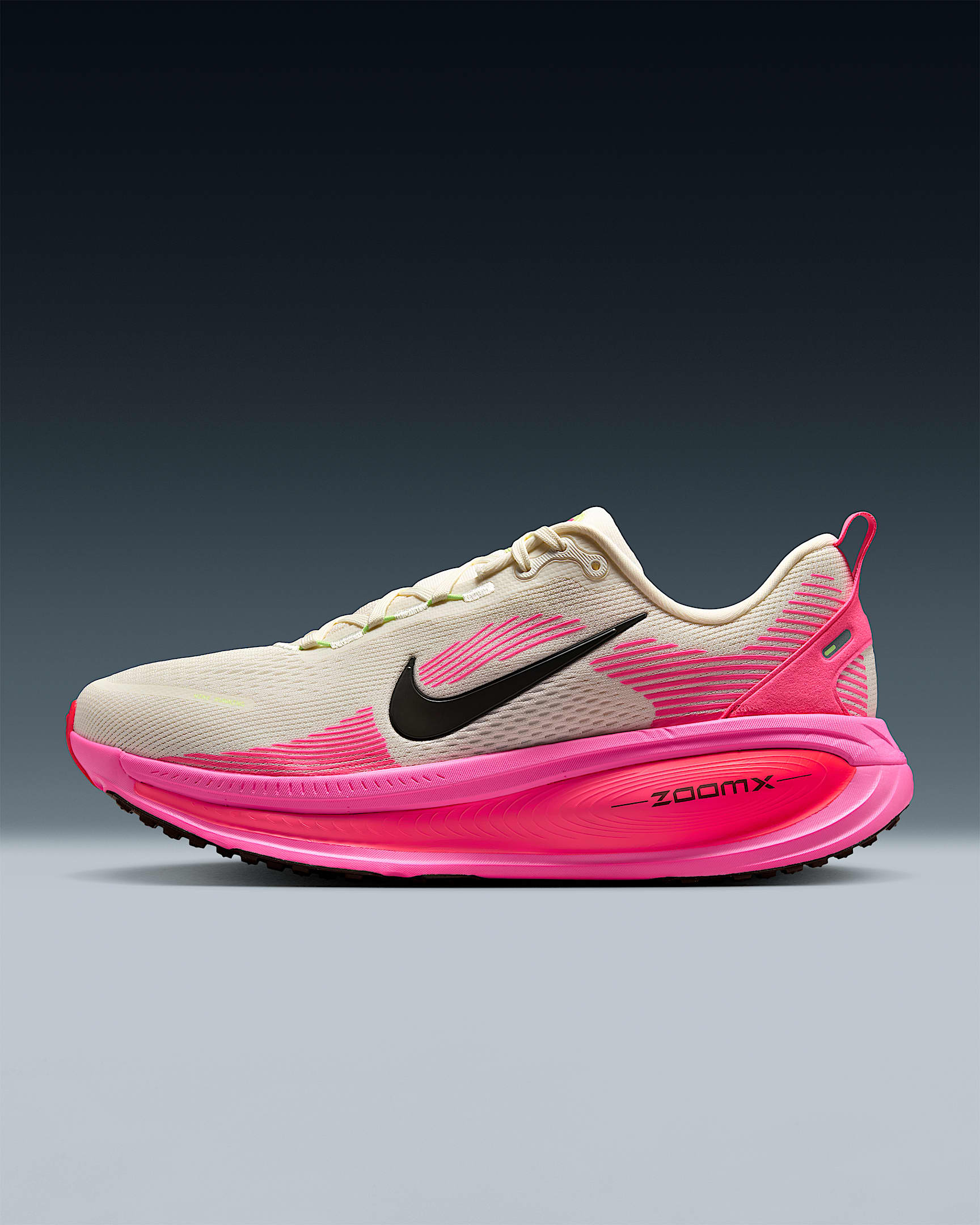 Nike Vomero 18 耐克迈柔男子公路跑步鞋 - 帆白/透明粉/透明粉/红杉绿