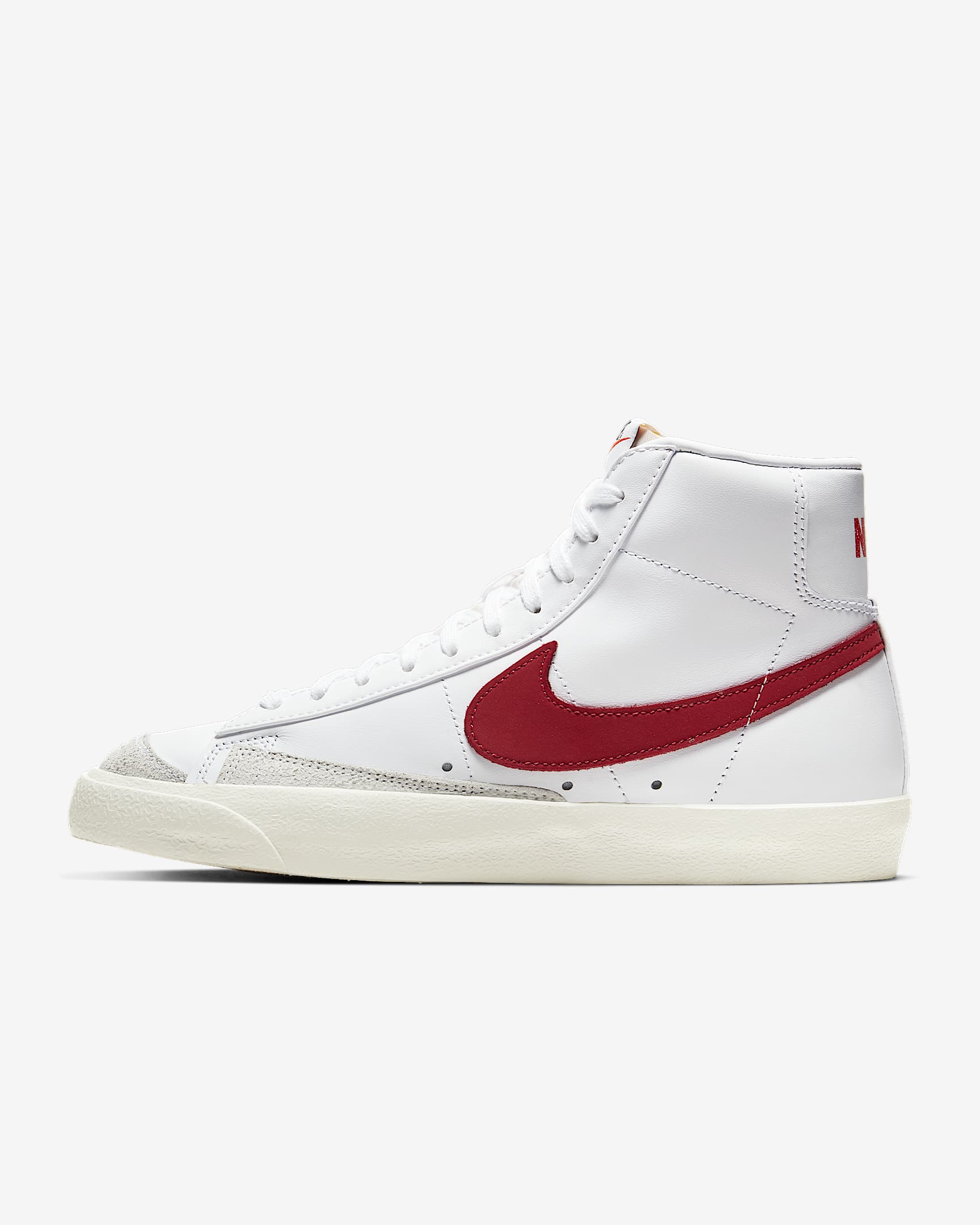 Nike Blazer Mid '77 女子运动鞋板鞋 - 白色/帆白/桃红/旧砖红
