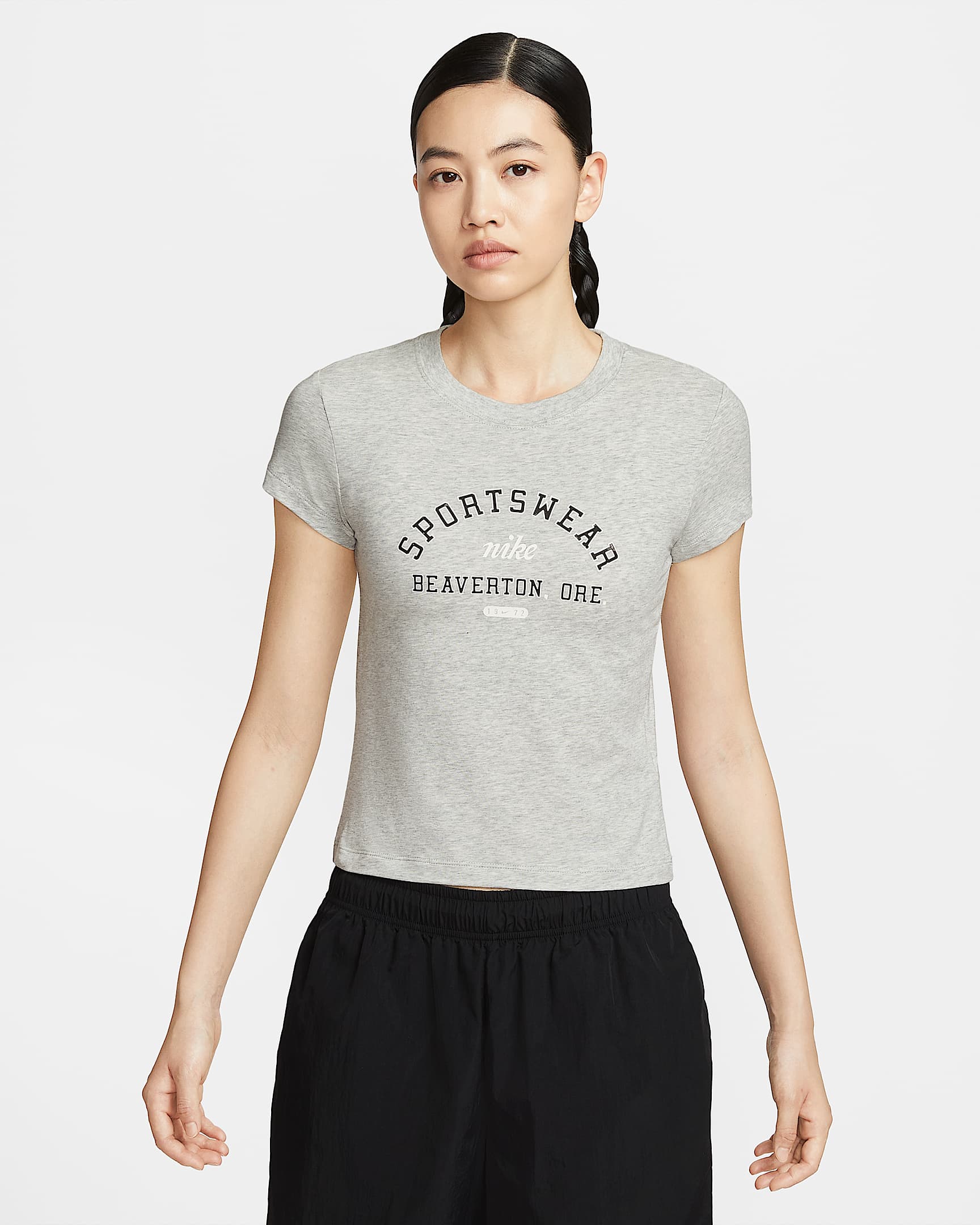 Nike Sportswear Phoenix 女子修身版型短袖T恤 - 麻灰