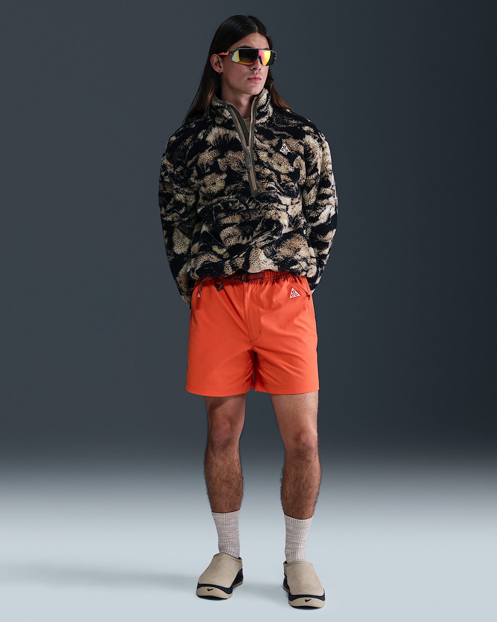 Nike ACG 男子徒步短裤 - 热情红/浅黄褐/山峰白