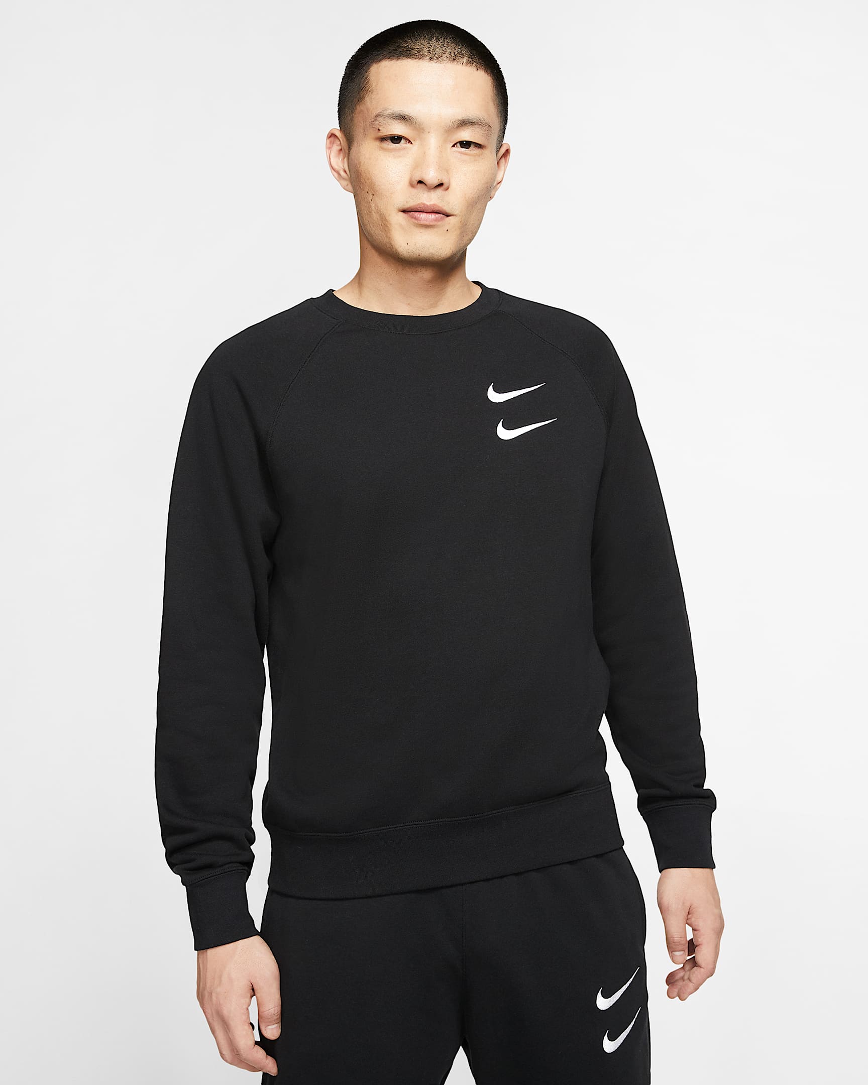Nike Sportswear Swoosh French Terry 男子圆领上衣 - 黑/白色