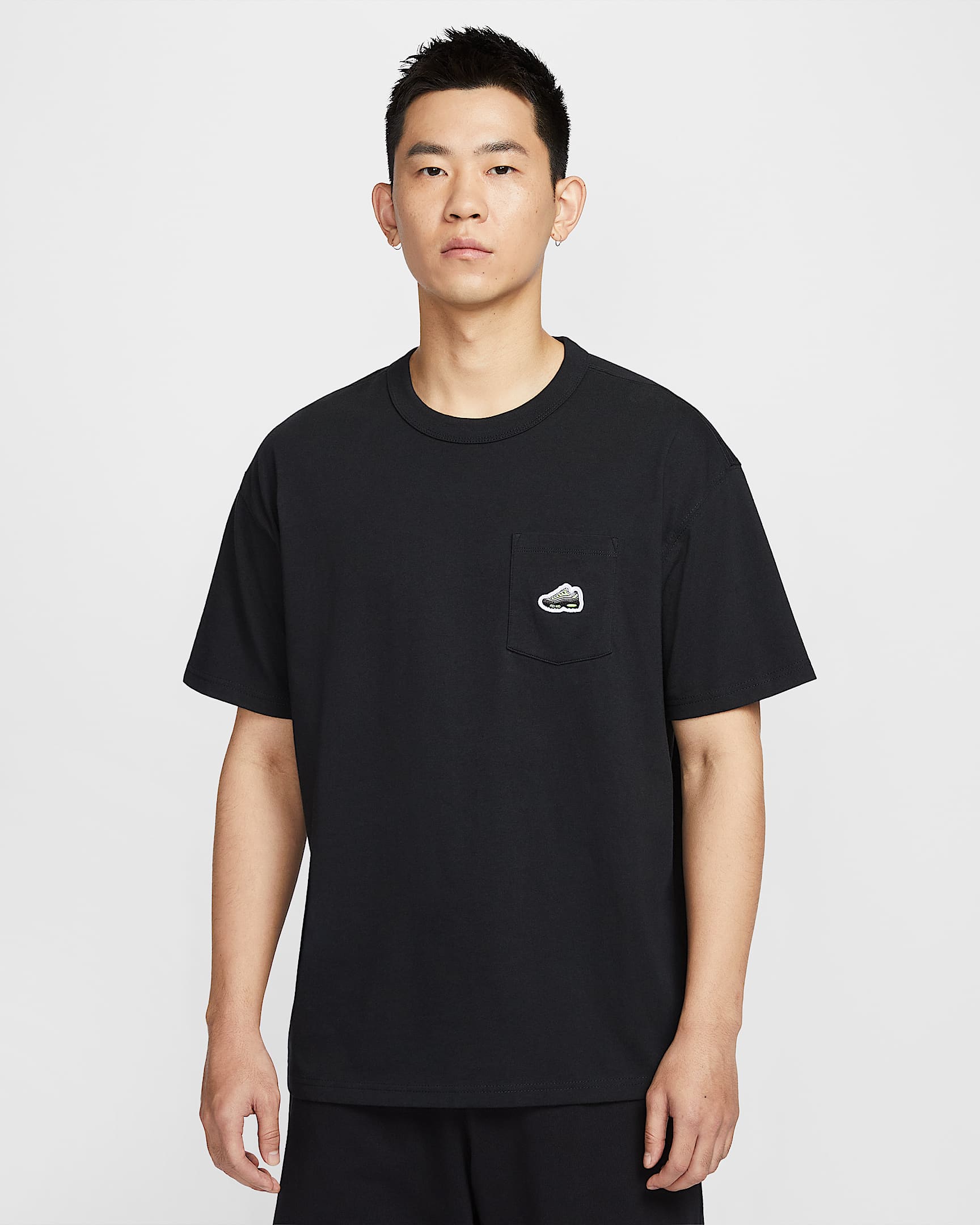 Nike Sportswear 男子T恤 - 黑