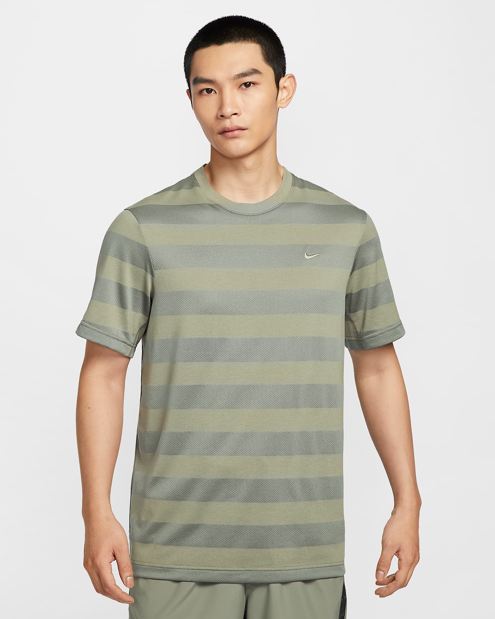 Nike Primary Dri-FIT 男子速干短袖训练上衣 - 浅军绿/浅军绿