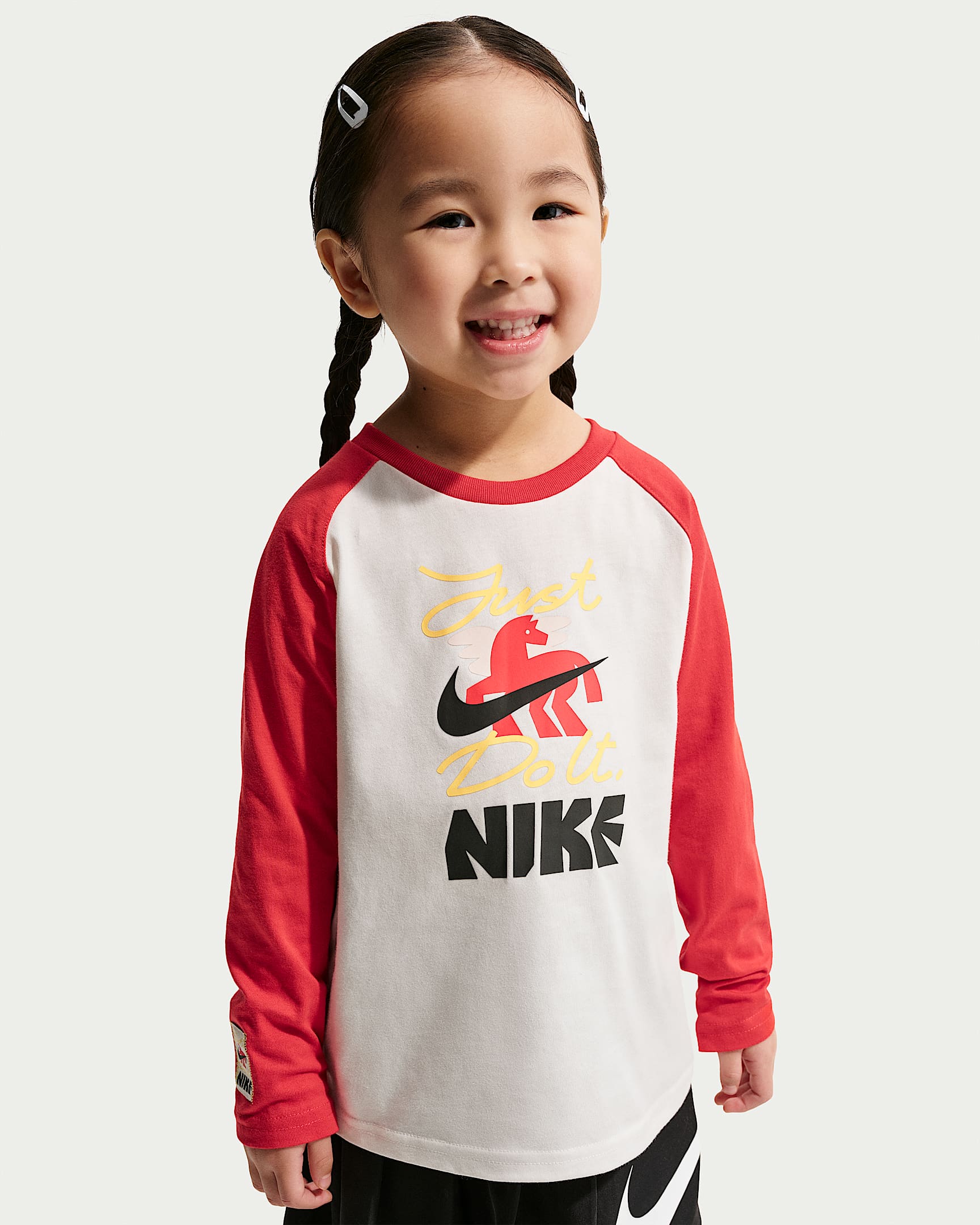 Nike Sportswear 马年限定脱缰系列新年款婴童长袖插肩T恤 - 帆白