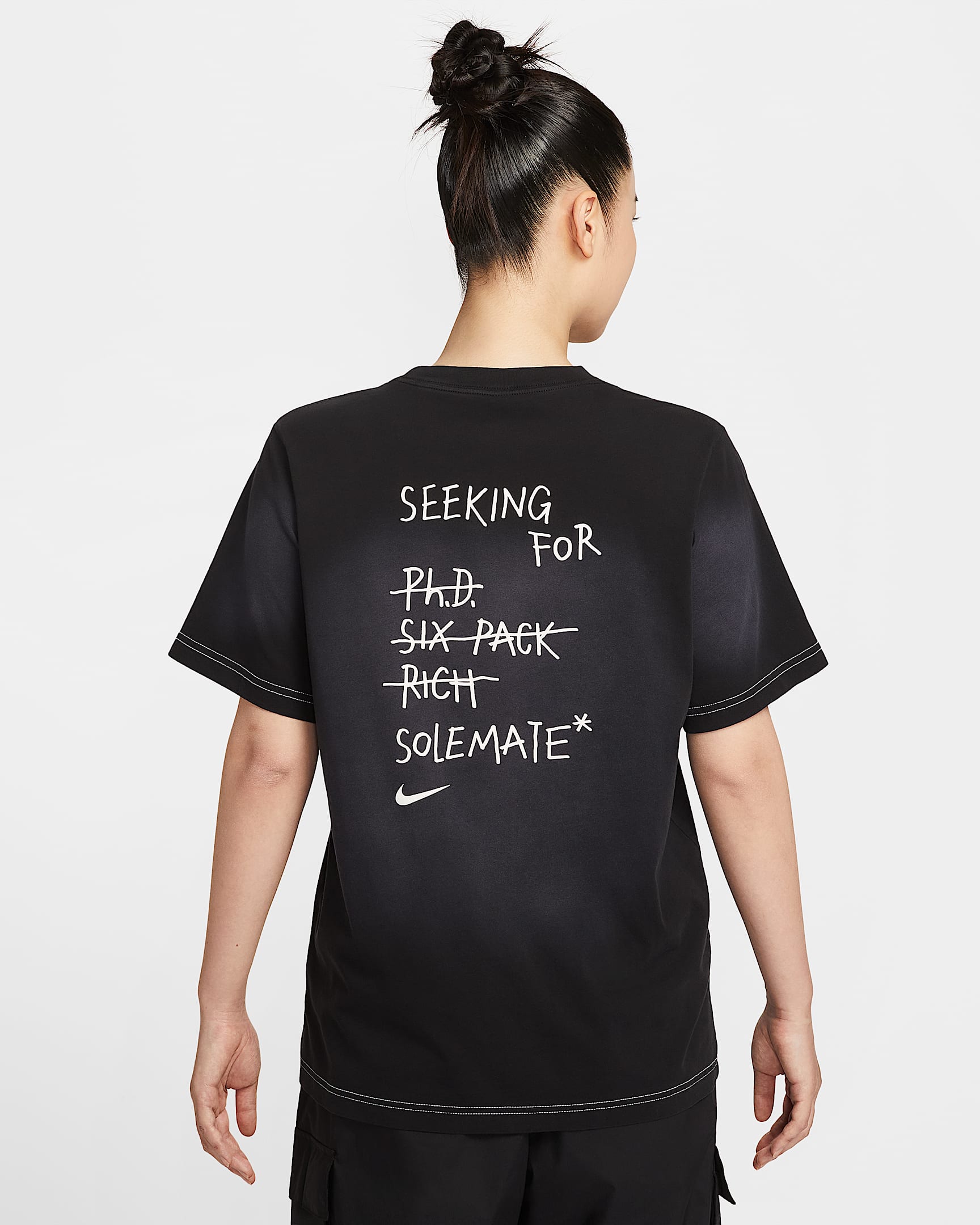Nike Sportswear 女子T恤 - 黑