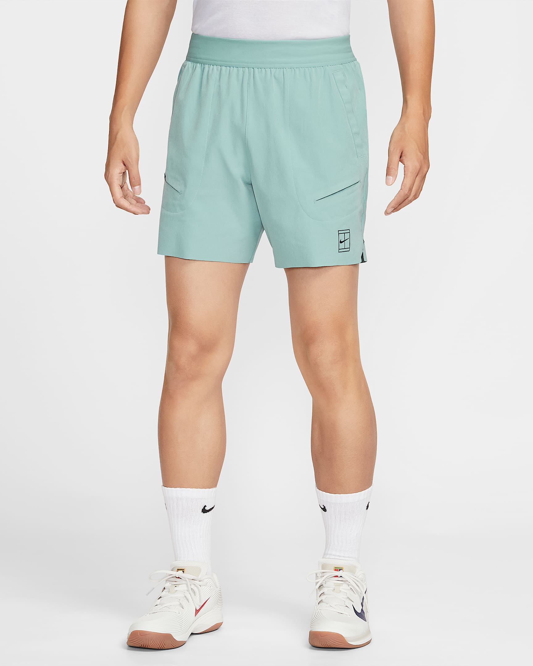 NikeCourt Advantage Dri-FIT 男子速干网球短裤 - 大炮灰/黑