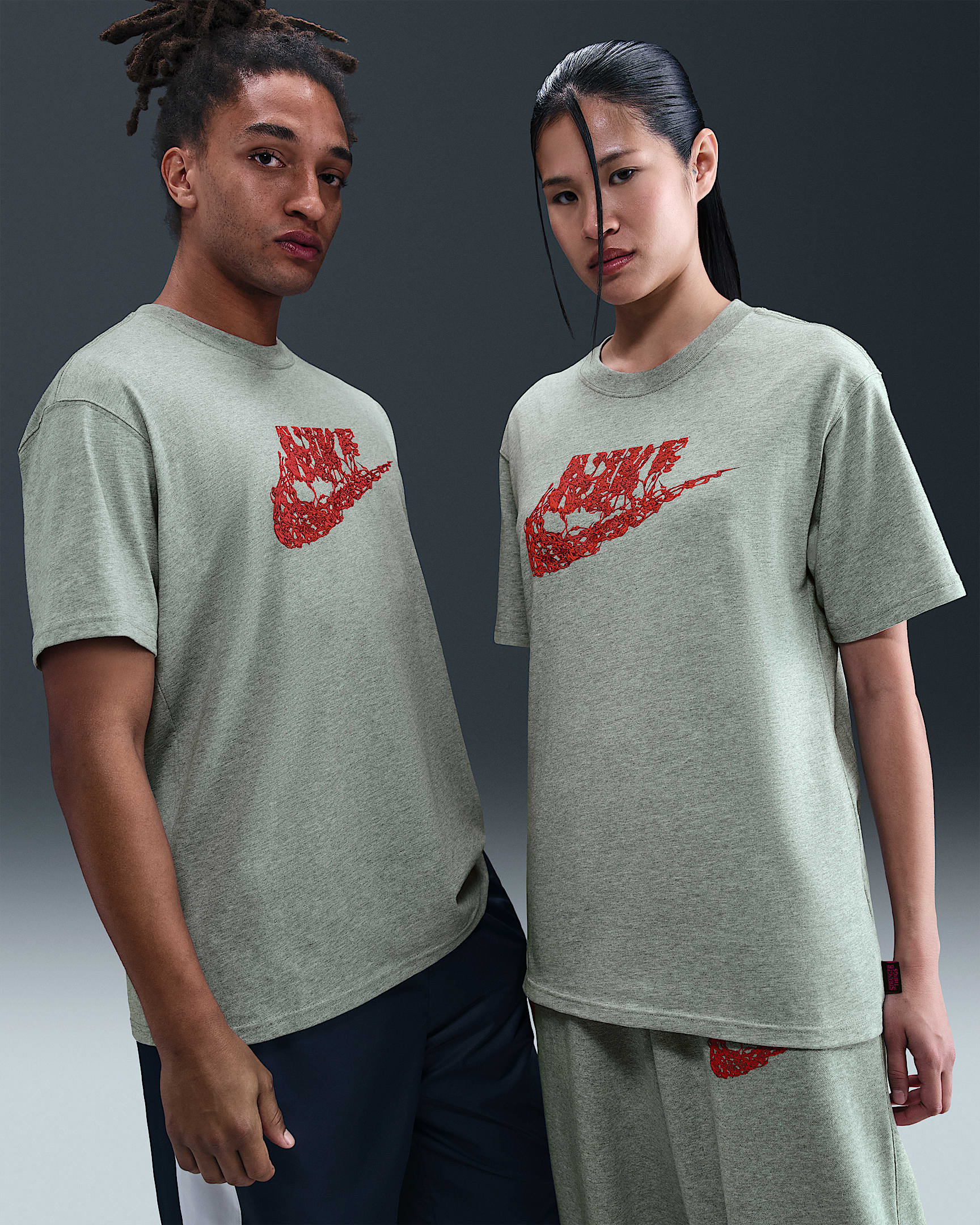 Nike x Stranger Things 怪奇物语系列男子T恤 - 调色暗灰
