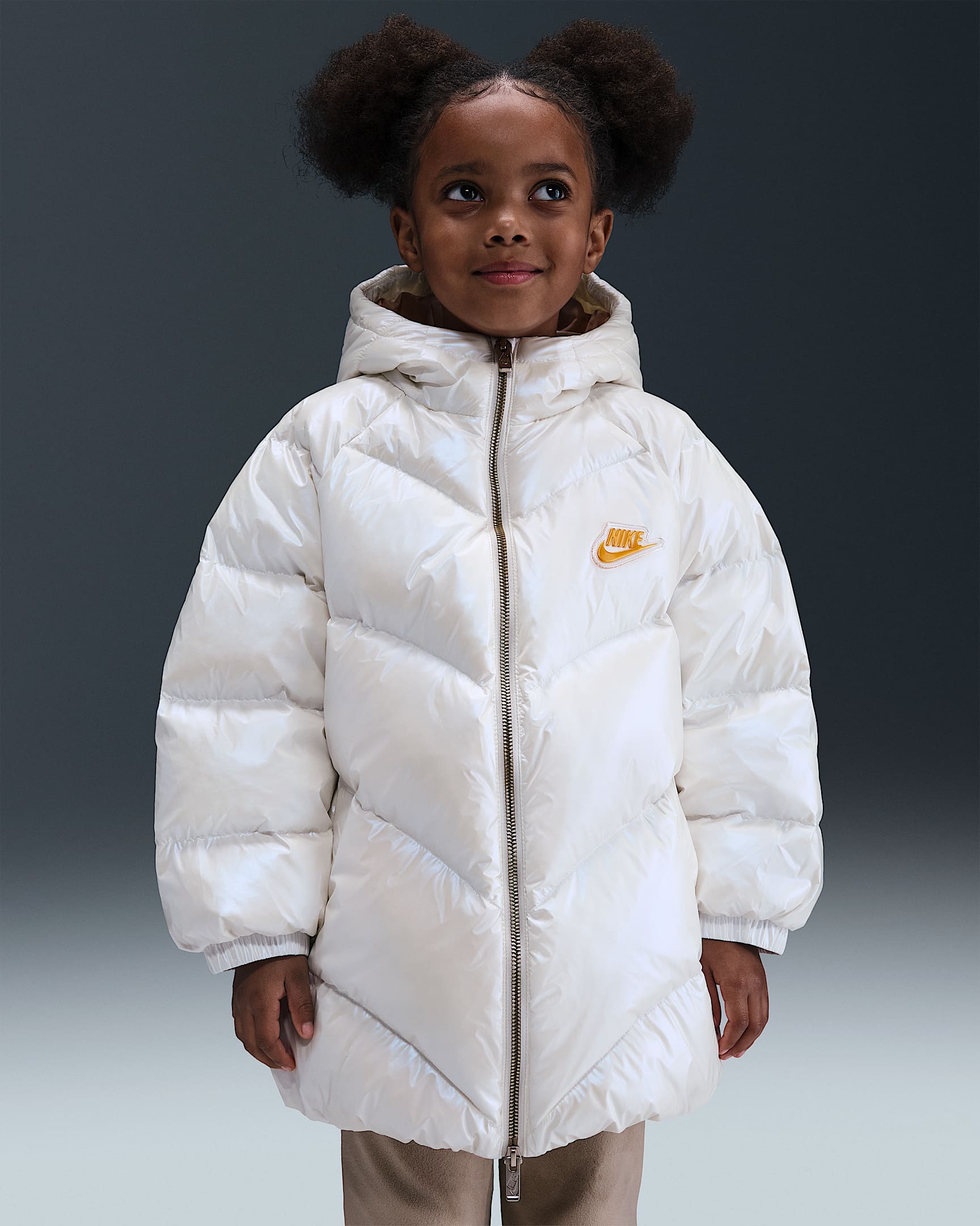 Nike 幼童珠光羽绒外套 - 帆白