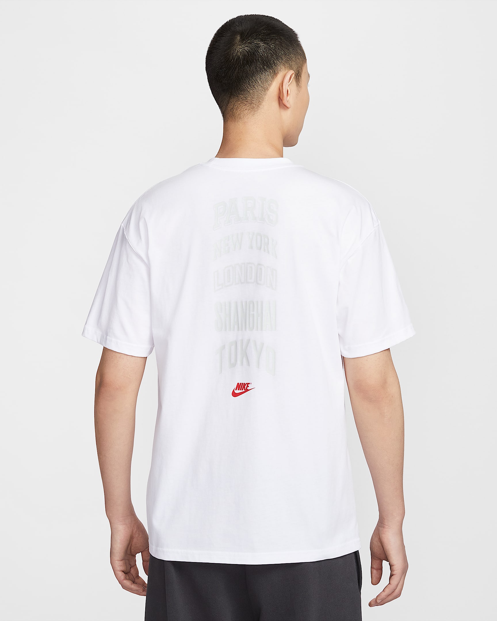 Nike Sportswear 男子T恤 - 白色