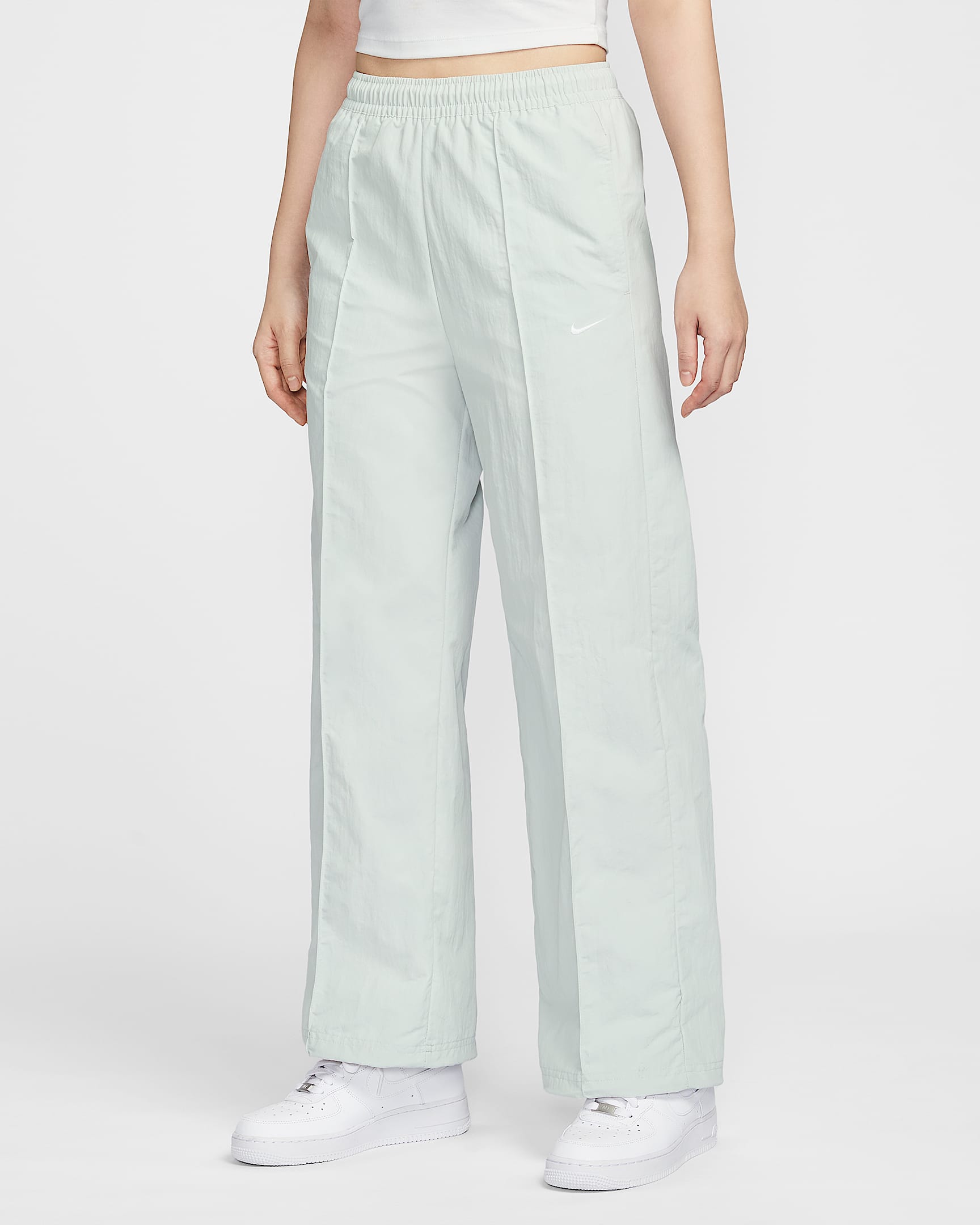 Nike Sportswear Everything Wovens 女子拒水防晒梭织中腰街舞长裤 - 浅银/白色