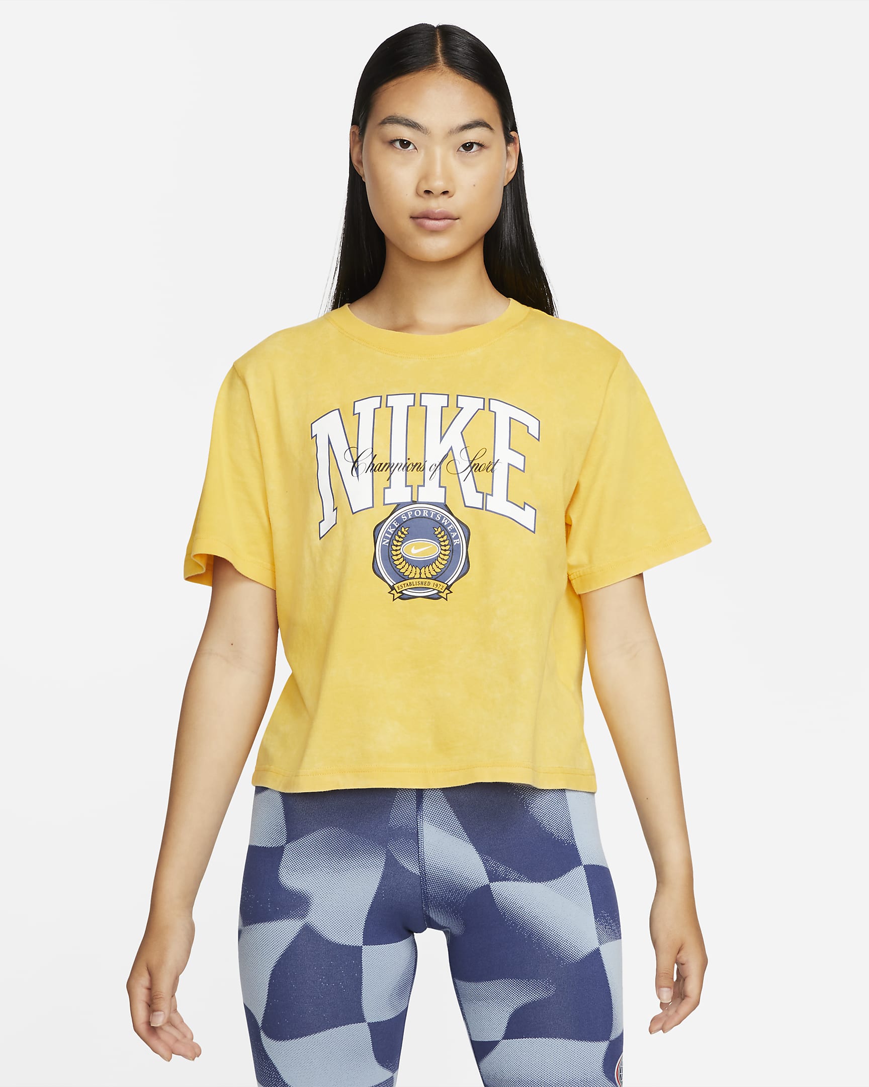 Nike Sportswear 女子T恤 - 大学金
