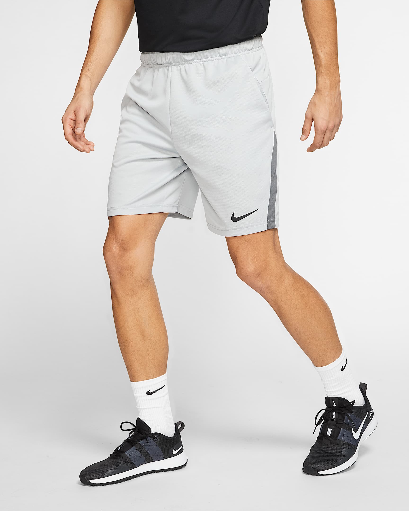 Nike Dri-FIT 男子训练短裤 - 浅沙岩灰/铁灰/黑