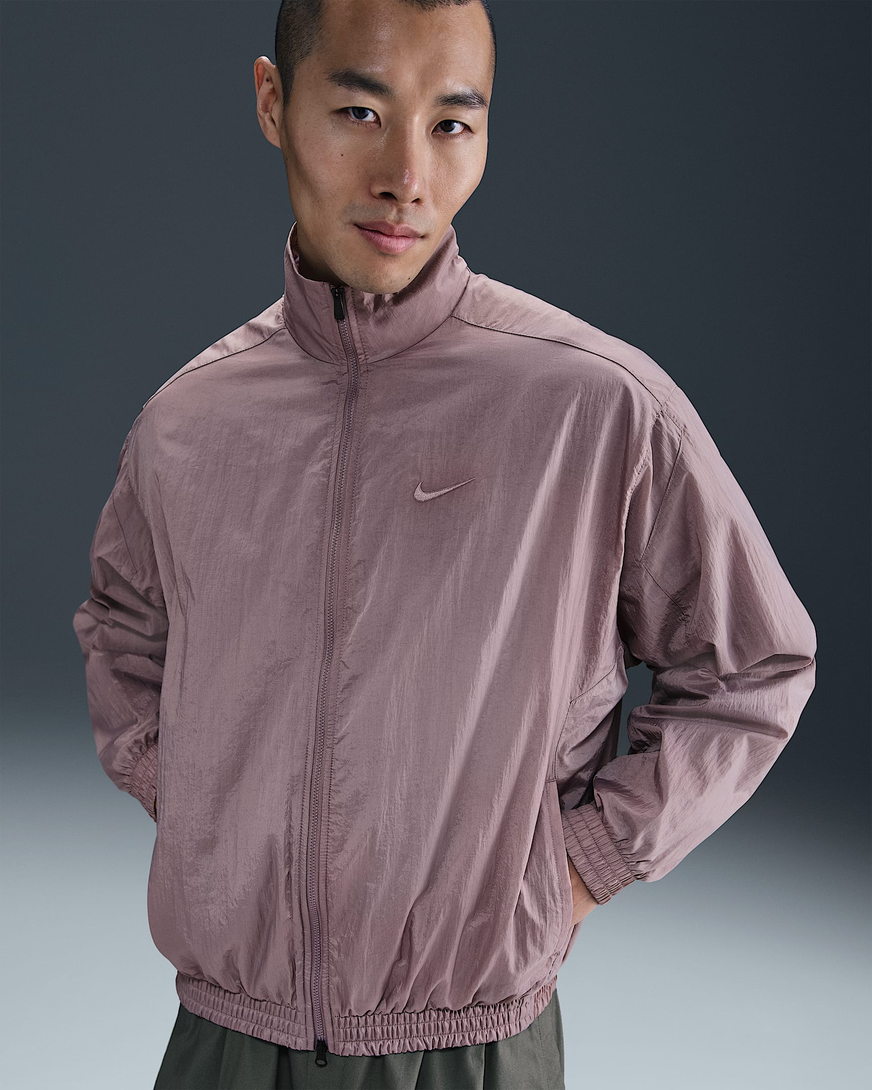 Nike Club 男子 Oversize 风梭织运动夹克 - 褐灰/浅柠檬黄/褐灰