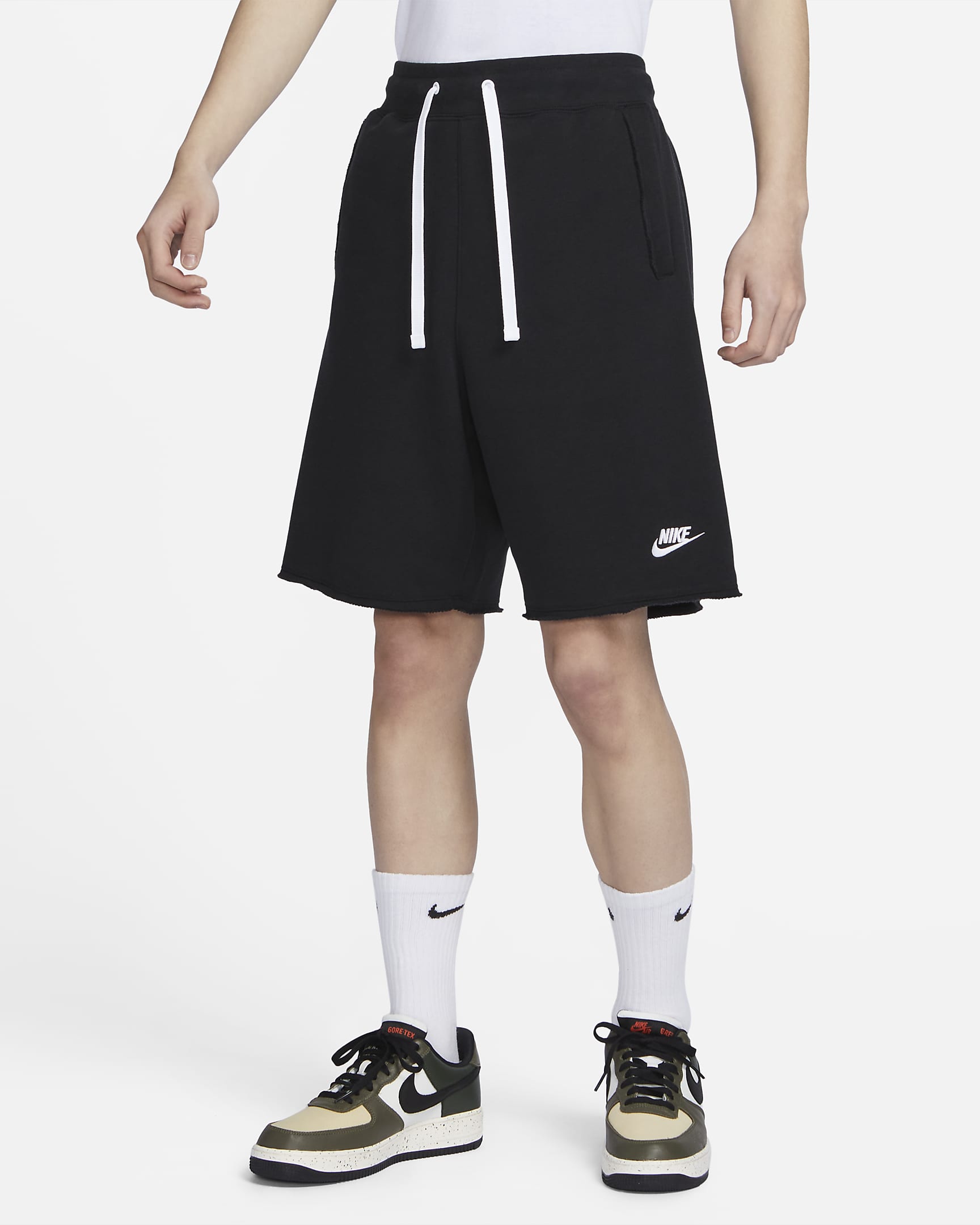 Nike Club Fleece Alumni 男子法式毛圈短裤 - 黑/白色/白色