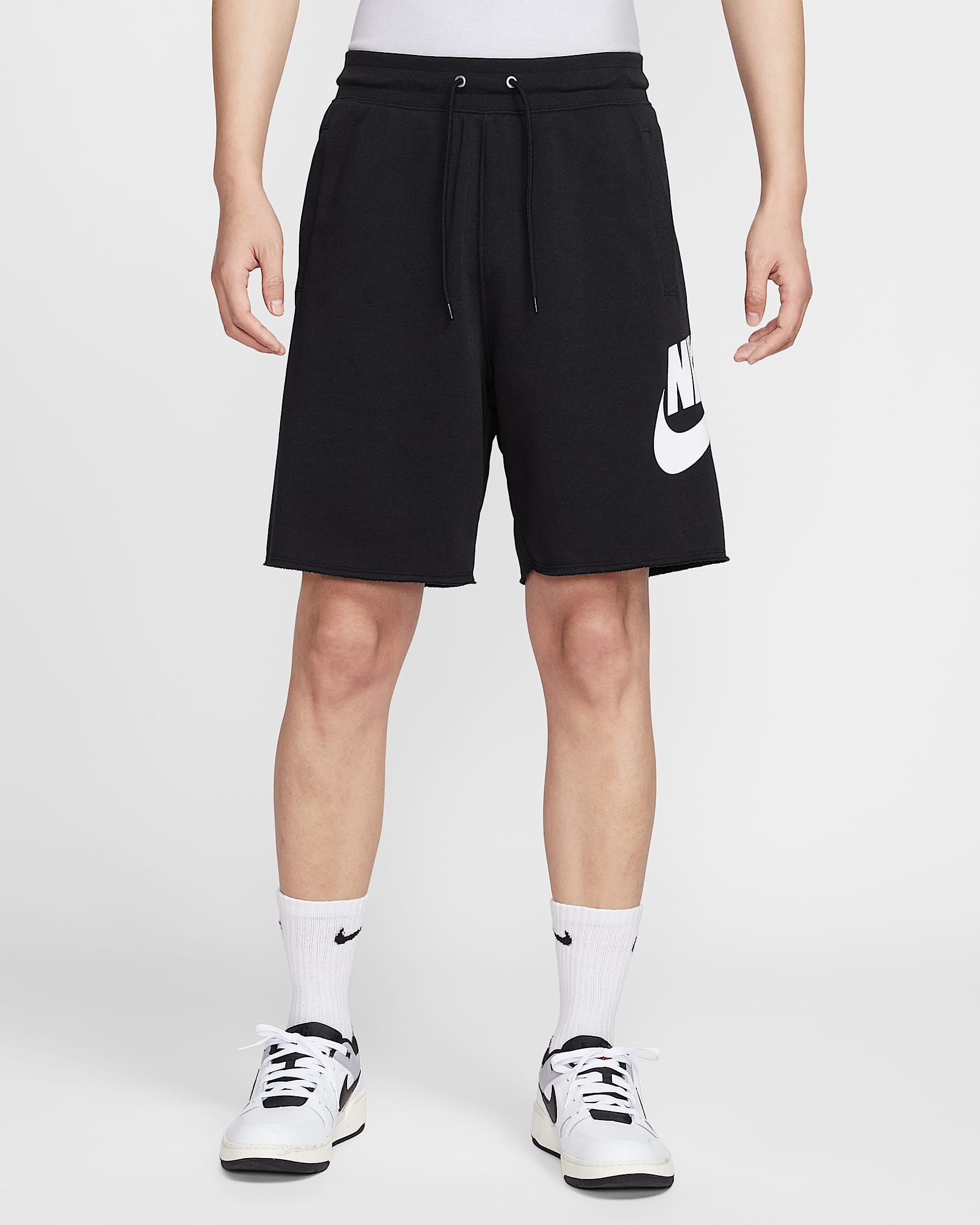 Nike Club 男子学院风法式毛圈短裤 - 黑/黑/白色