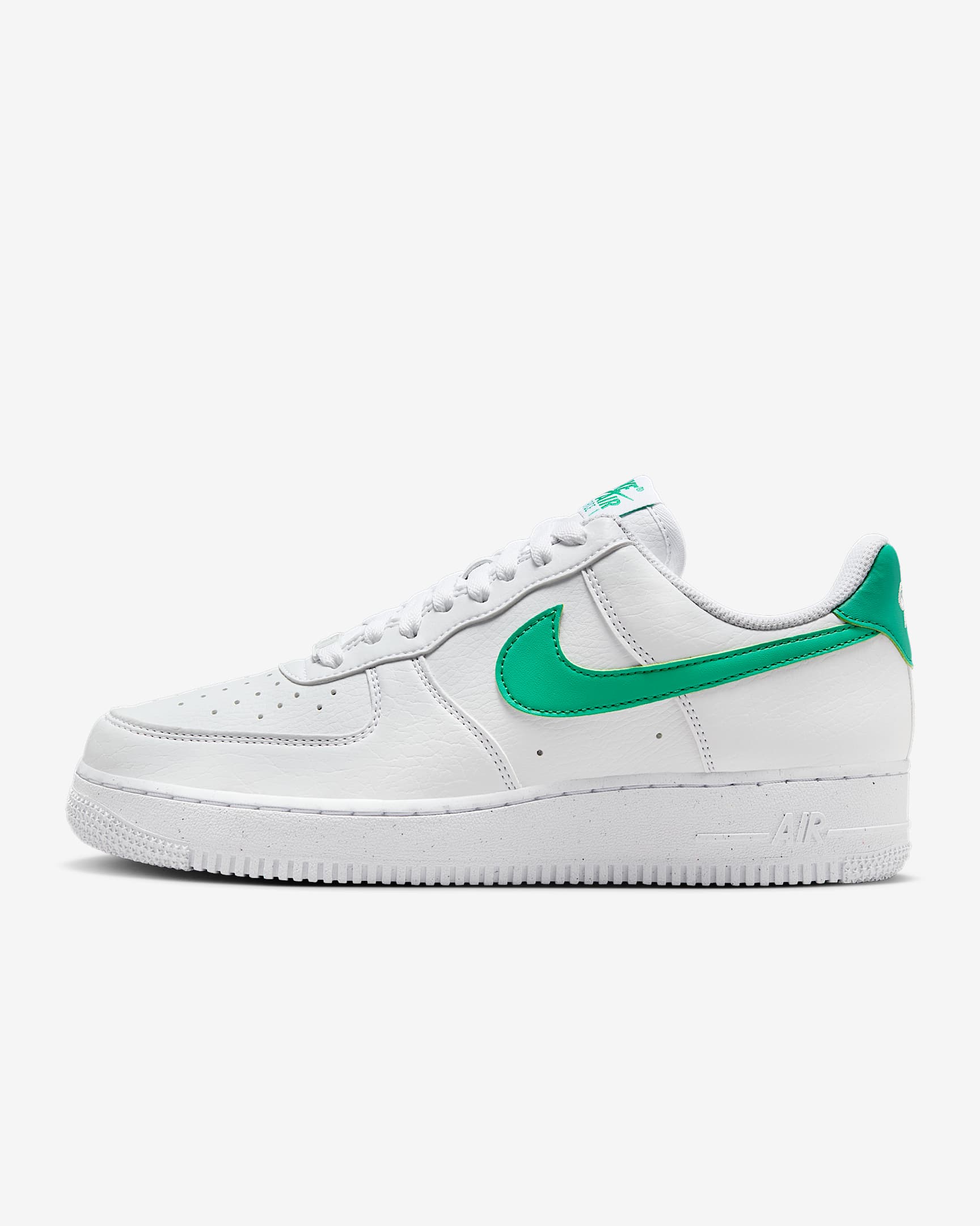 Nike Air Force 1 '07 Next Nature 女子空军一号运动鞋 - 白色/体育场绿