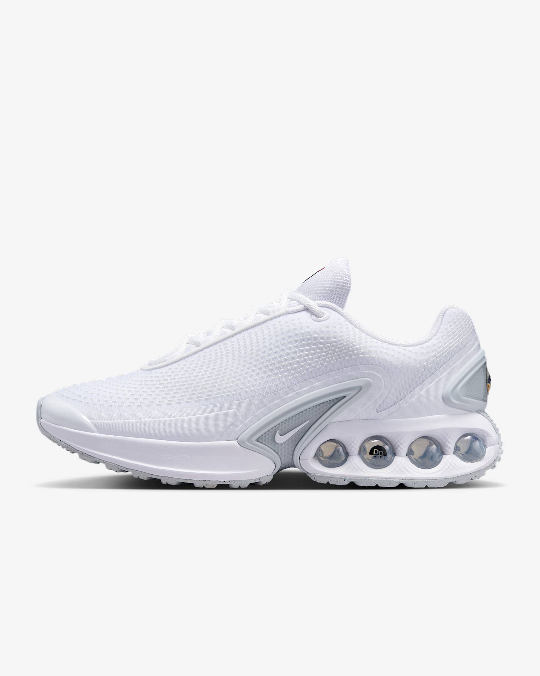 Nike Air Max Dn 男子运动鞋 - 白色/白色/金属银/白色
