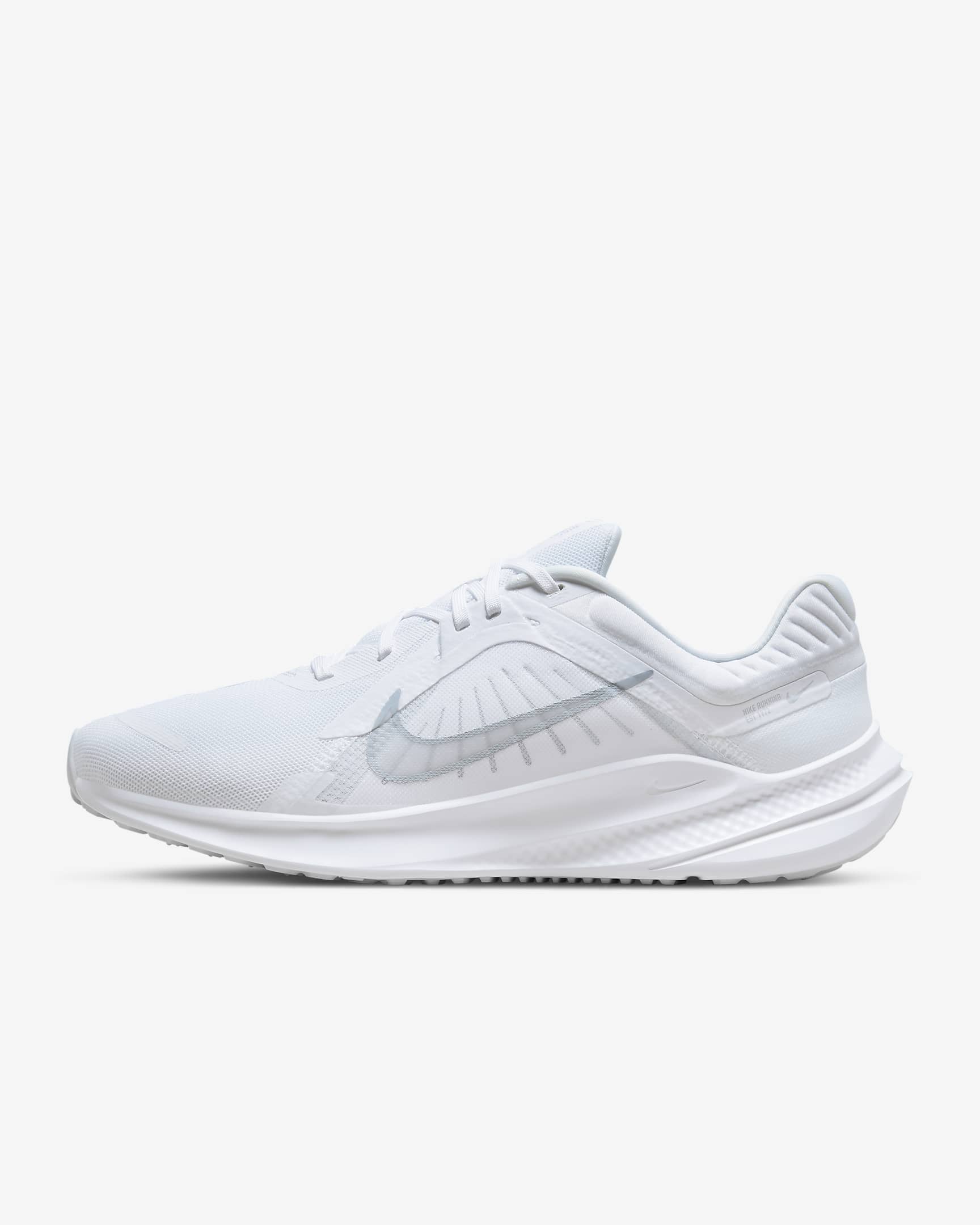 Nike Quest 5 男子透气轻盈缓震公路跑步鞋 - 白色/白色/白金色
