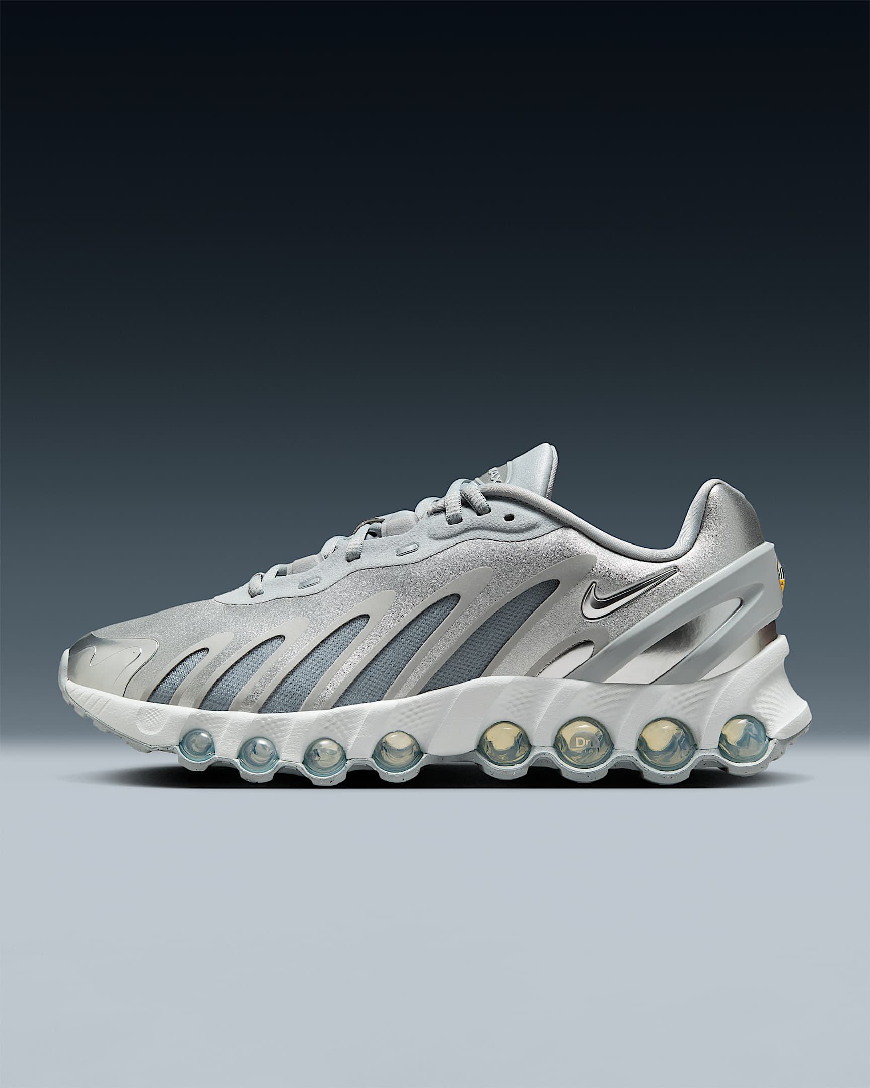 Nike Air Max Dn8 女子运动鞋 - 狼灰/米白/米白/金属银