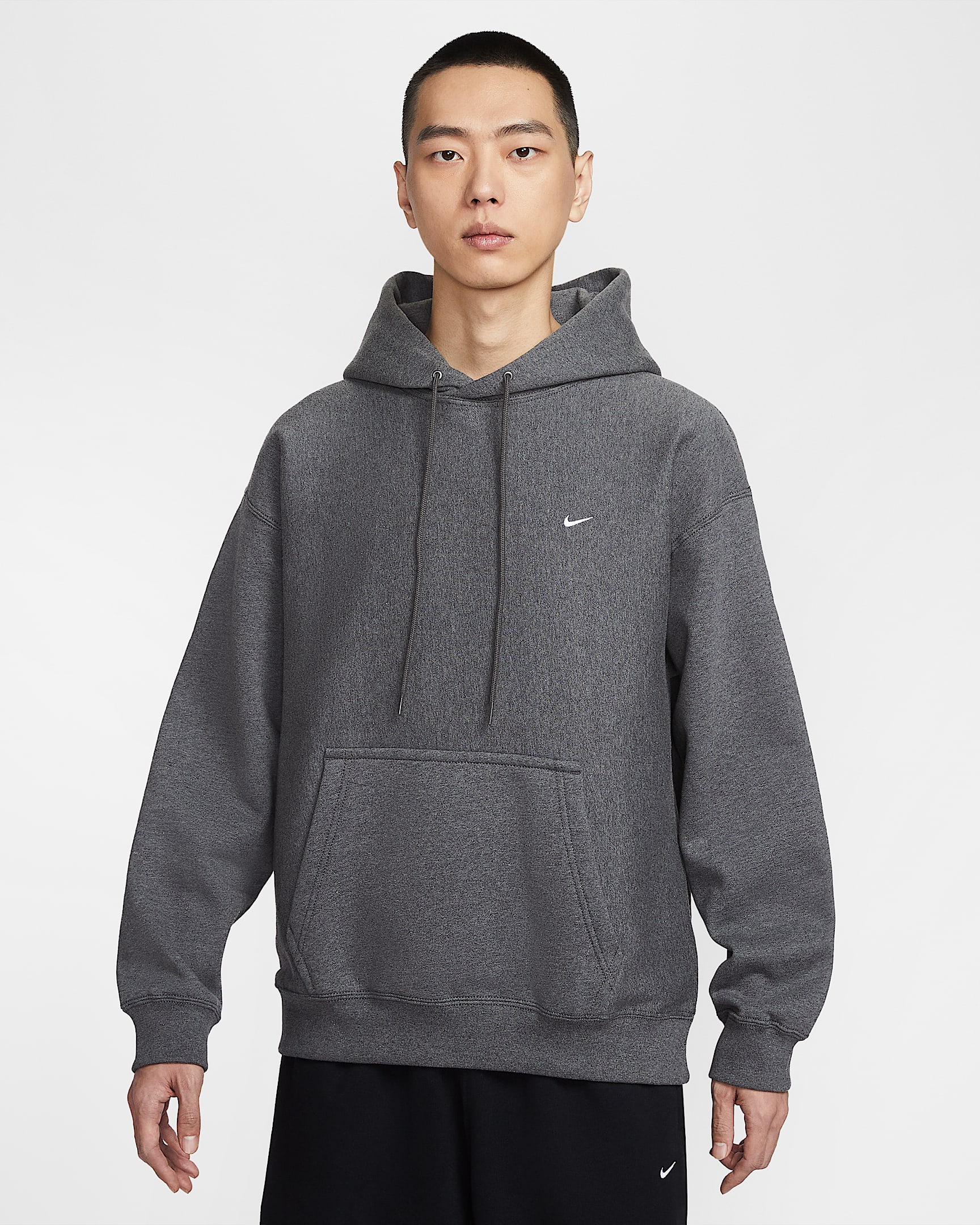 Nike Solo Swoosh 男子加绒套头连帽衫 - 调色炭黑/白色