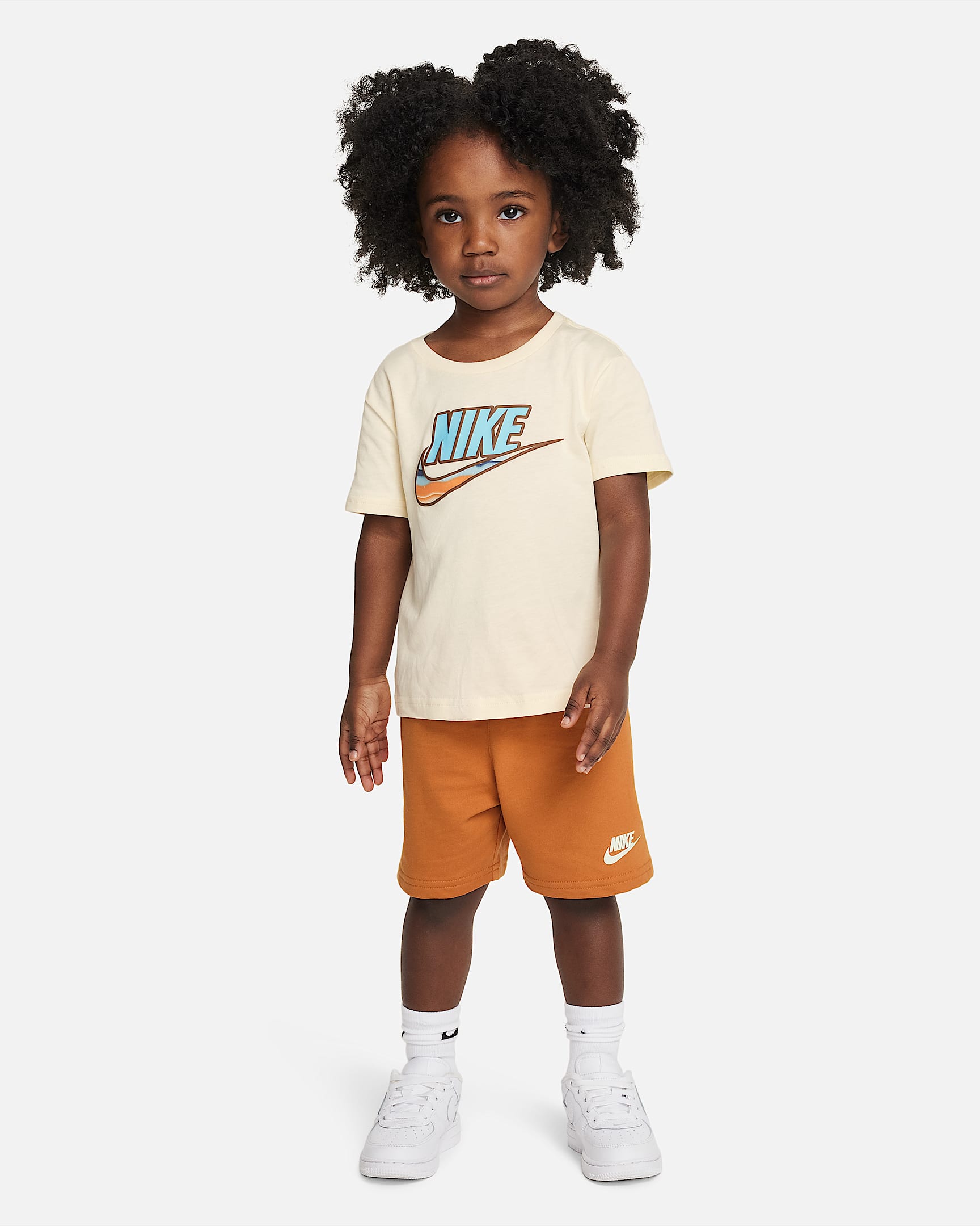 Nike Sportswear 婴童T恤和短裤套装 - 君王