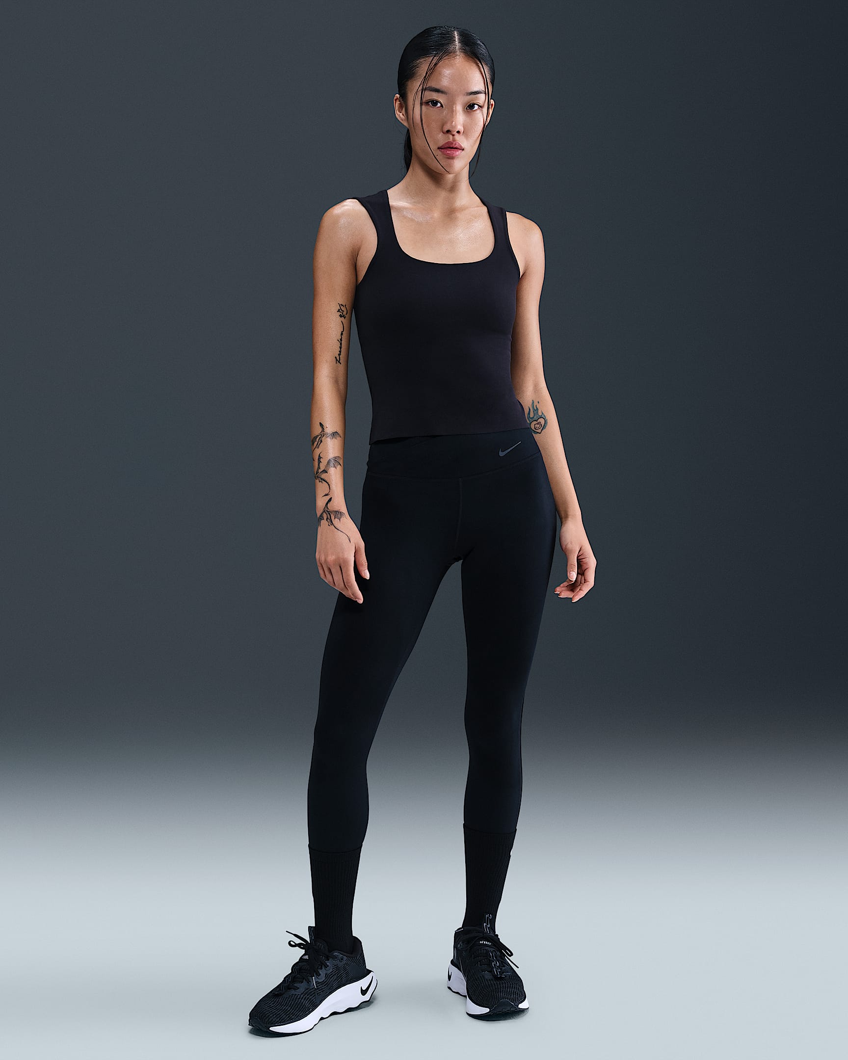 Nike One 女子速干高腰九分紧身裤 - 黑/暗烟灰