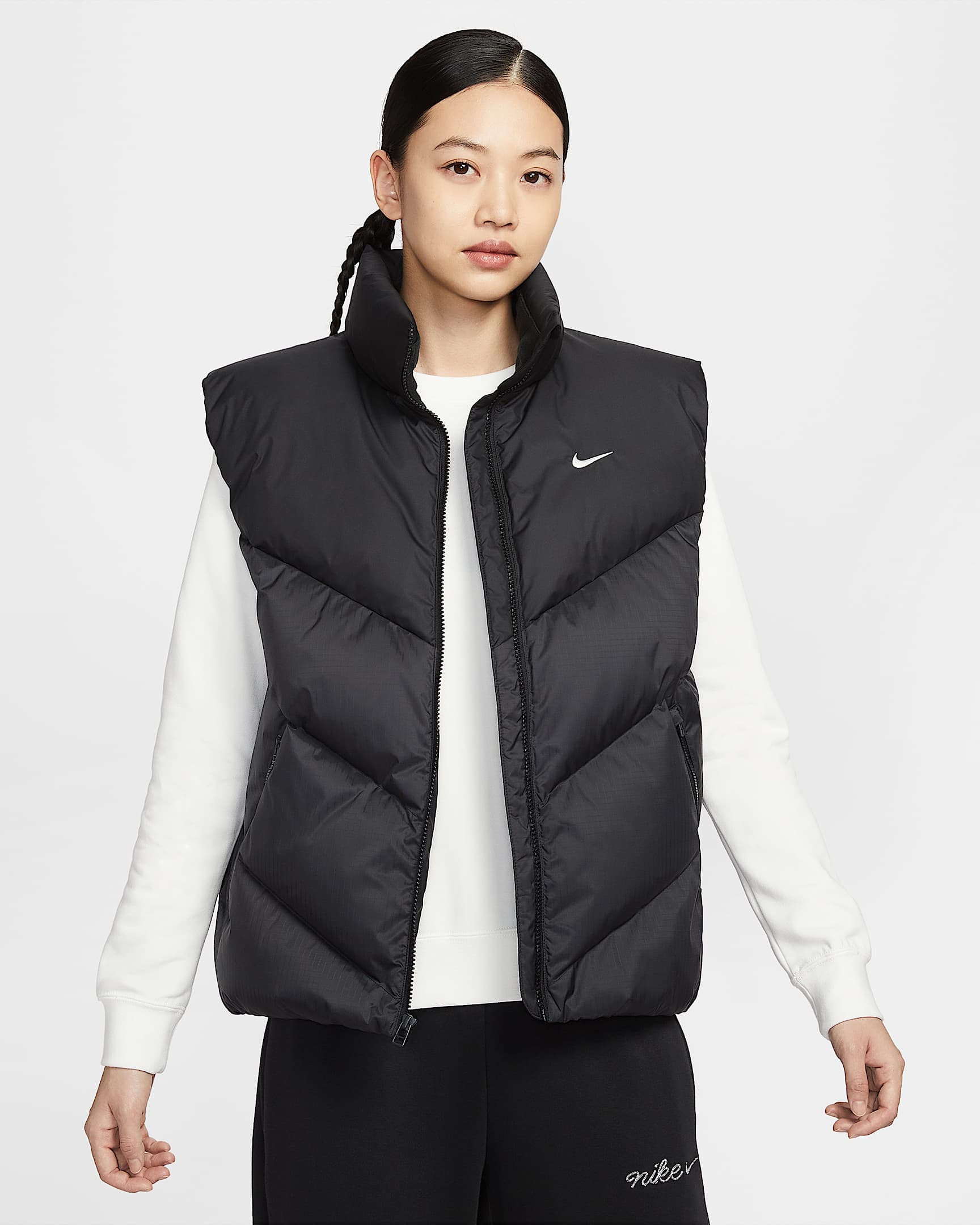 Nike Sportswear Windpuffer Storm-FIT 女子防风拒水宽松羽绒马甲 - 黑/帆白