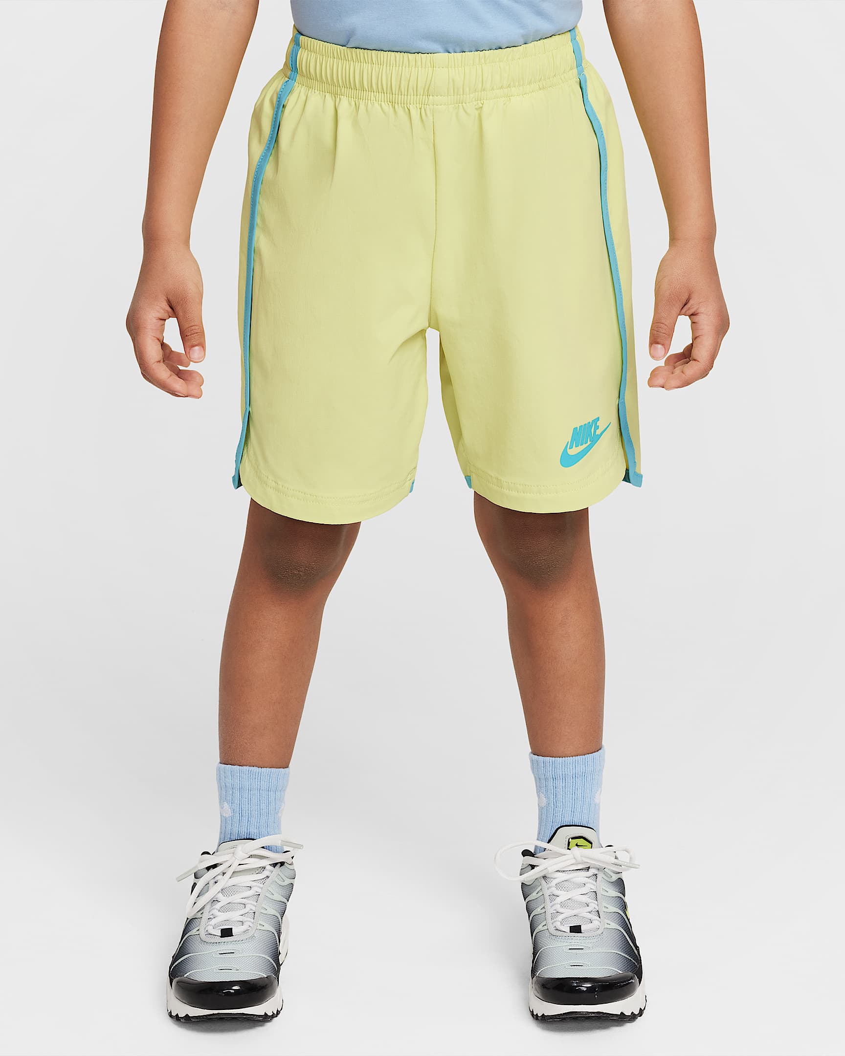 Nike Just Believe 幼童防晒短裤 - 亮石灰色