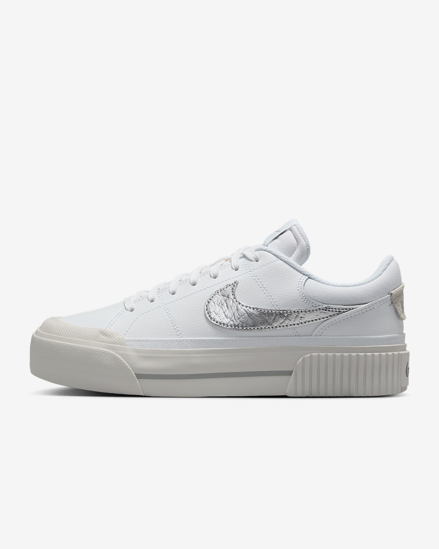 Nike Court Legacy Lift 女子厚底运动鞋 - 白色/浅骨色/尘光子色/金属银