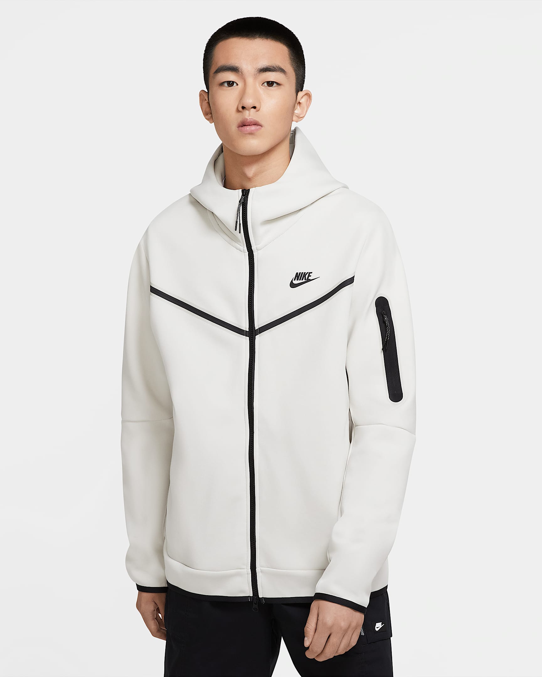 Nike Sportswear Tech Fleece 男子全长拉链开襟连帽衫 - 浅骨色/黑