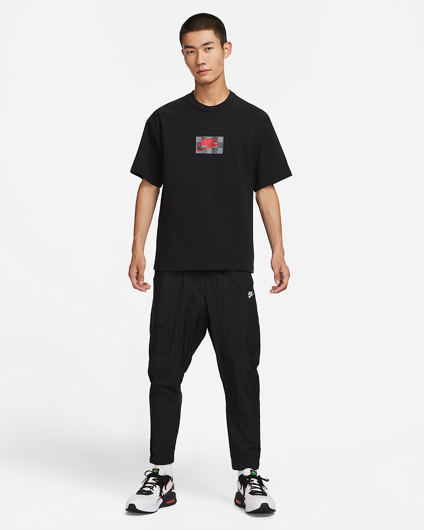 Nike "Mac Attack" 男/女短袖T恤 - 黑/白色