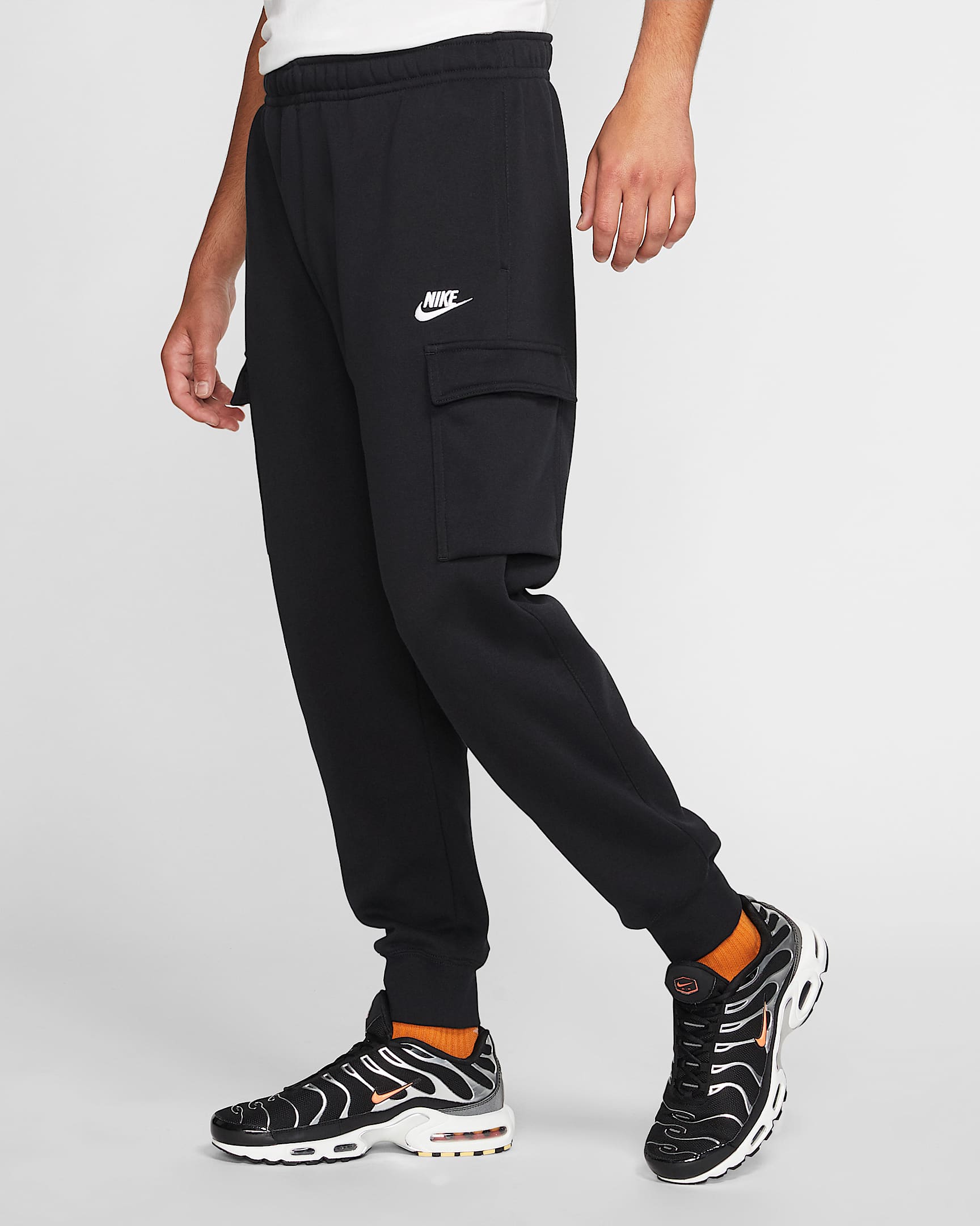 Nike Sportswear Club Fleece 男子加绒工装长裤 - 黑/黑/白色