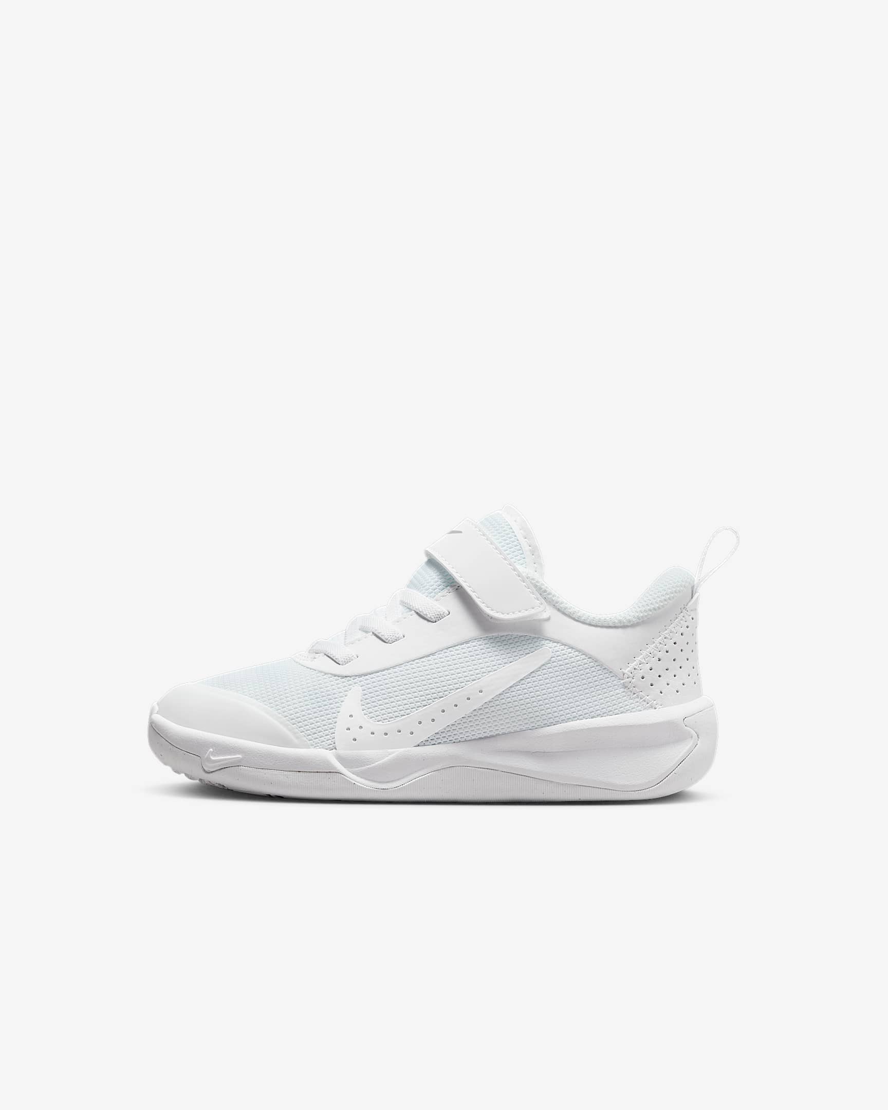 Nike Omni Multi-Court 幼童平衡车综合运动鞋 - 白色/白金色/白色