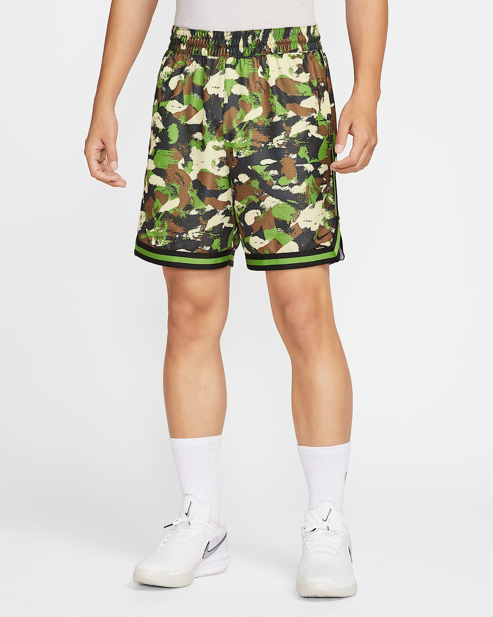 Nike DNA Dri-FIT 男子速干篮球短裤 - 叶绿/黑