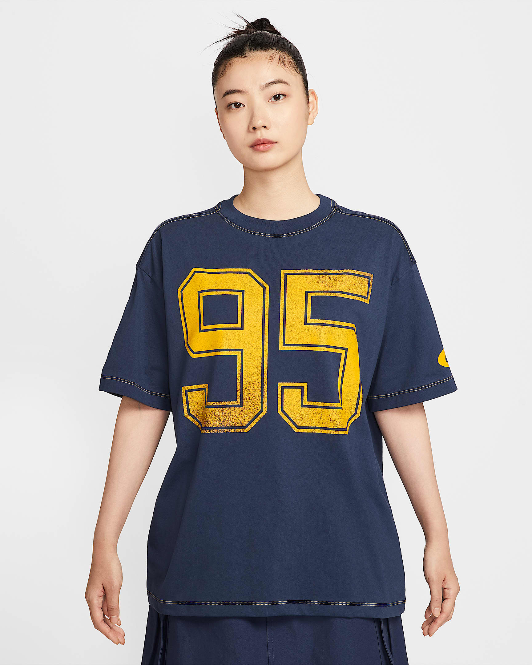 Nike Sportswear 女子短袖T恤 - 深藏青