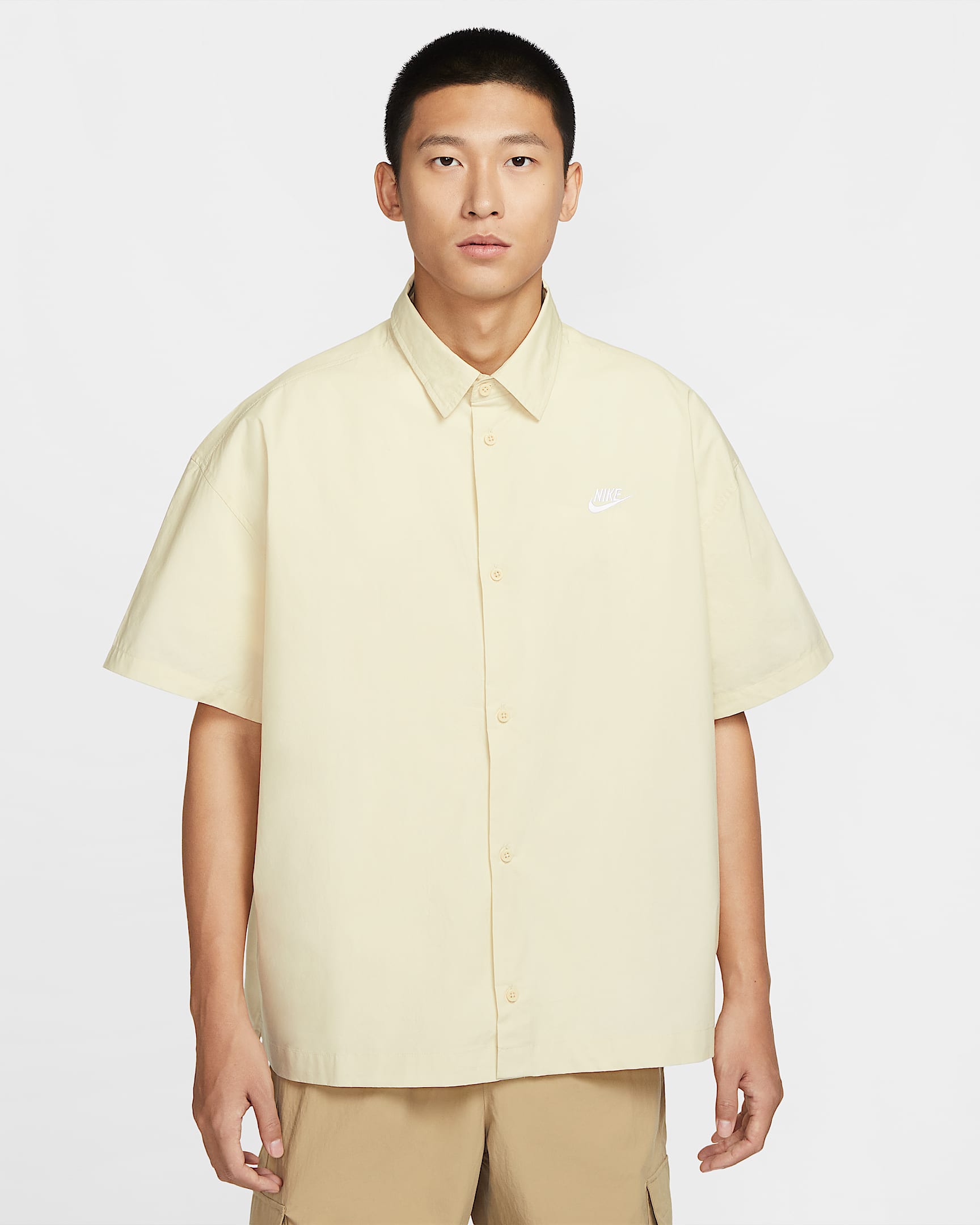Nike Club 男子短袖纽扣衬衫 - 浅卡其/白色