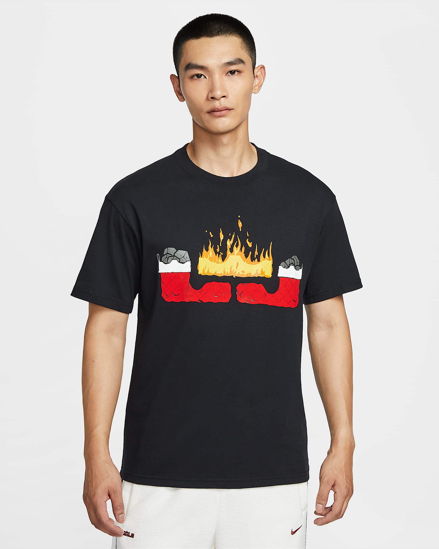 LeBron "Stocking Stuffer" 圣诞系列詹姆斯“圣诞王牌”男子篮球T恤 - 黑