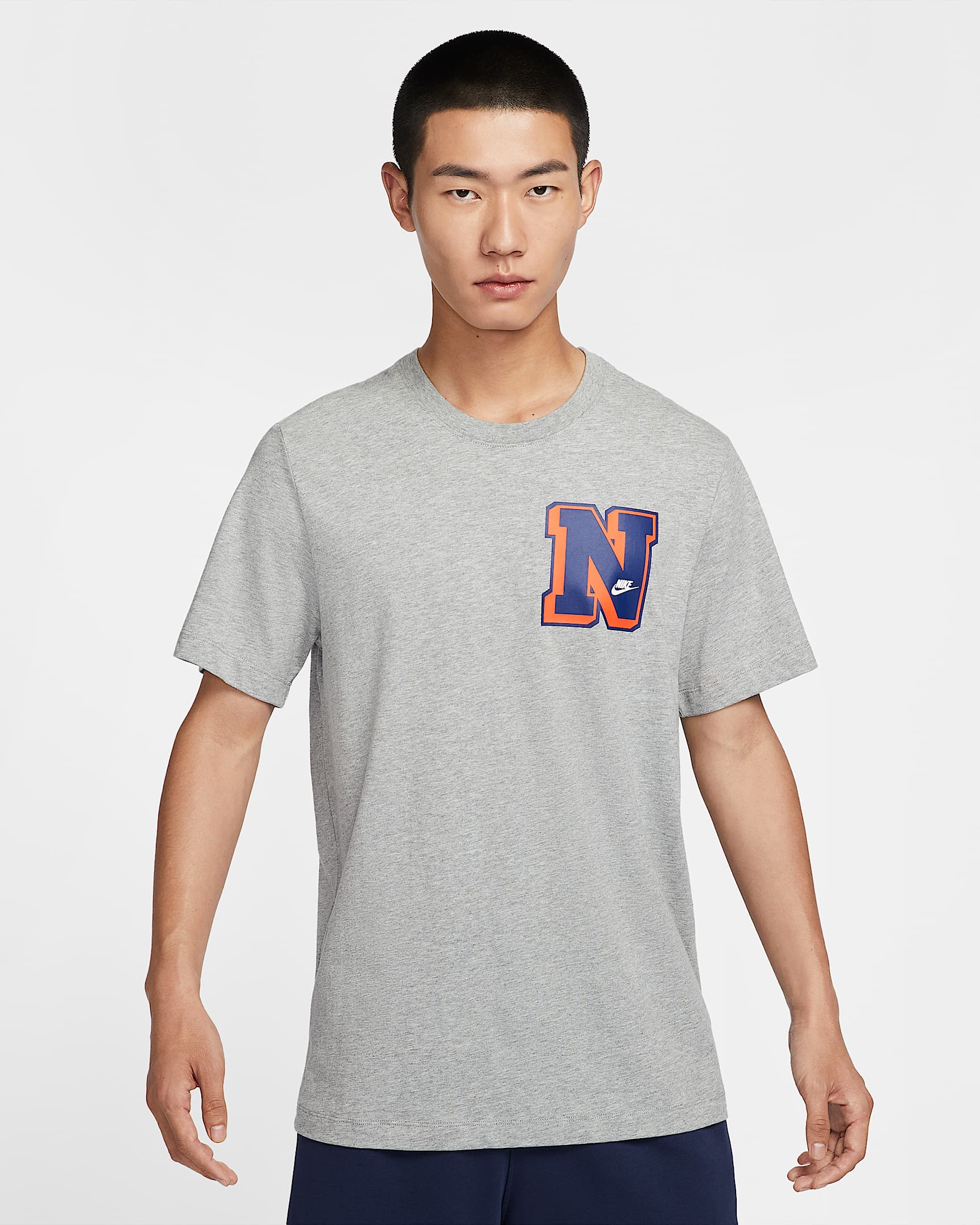 Nike Sportswear 男子复古T恤 - 调色暗灰