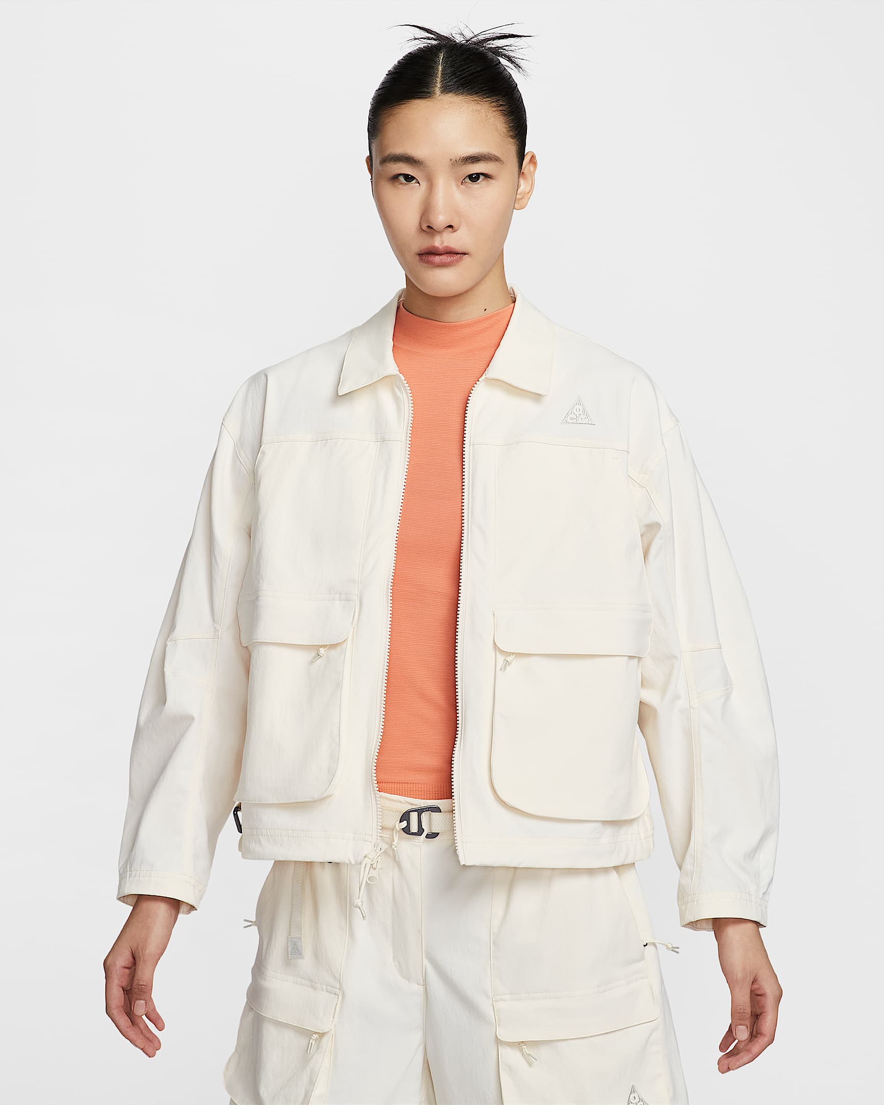 Nike Sportswear "Smith Summit" 女子防晒拒水夹克 - 淡象牙白/浅卡其/浅骨色