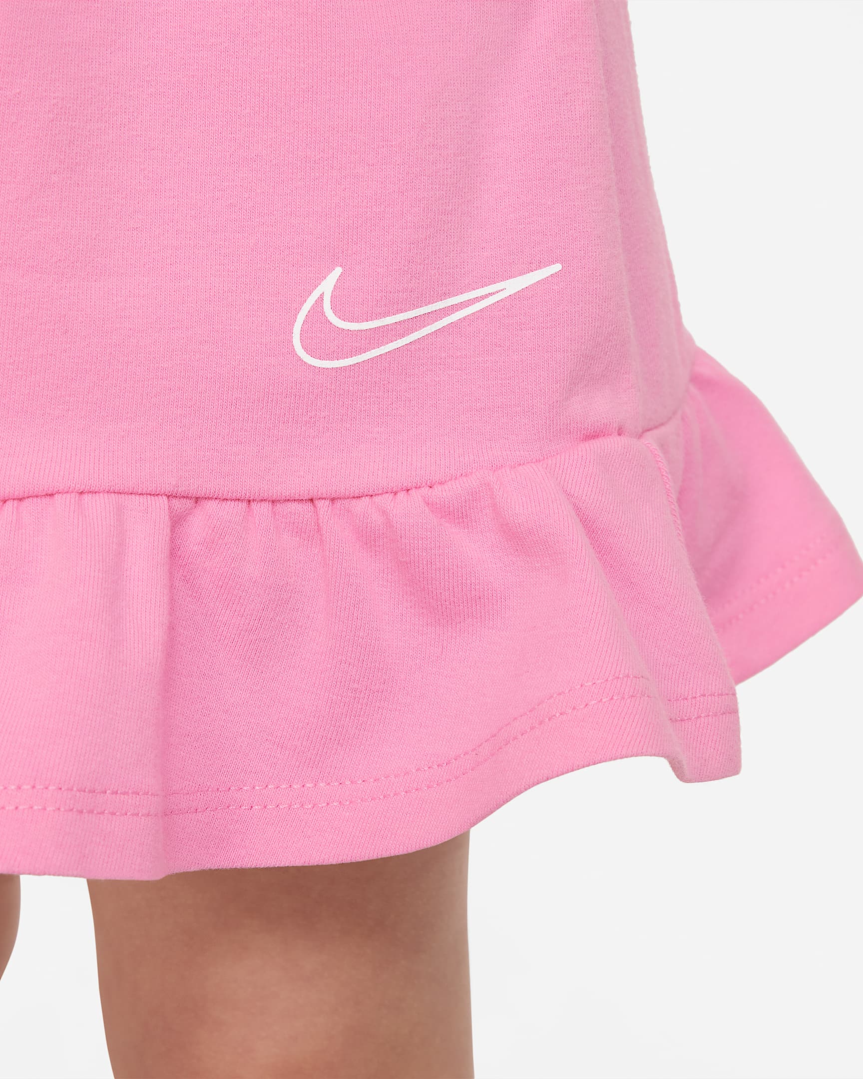 Nike 婴童T恤和短裙套装 - 心灵粉