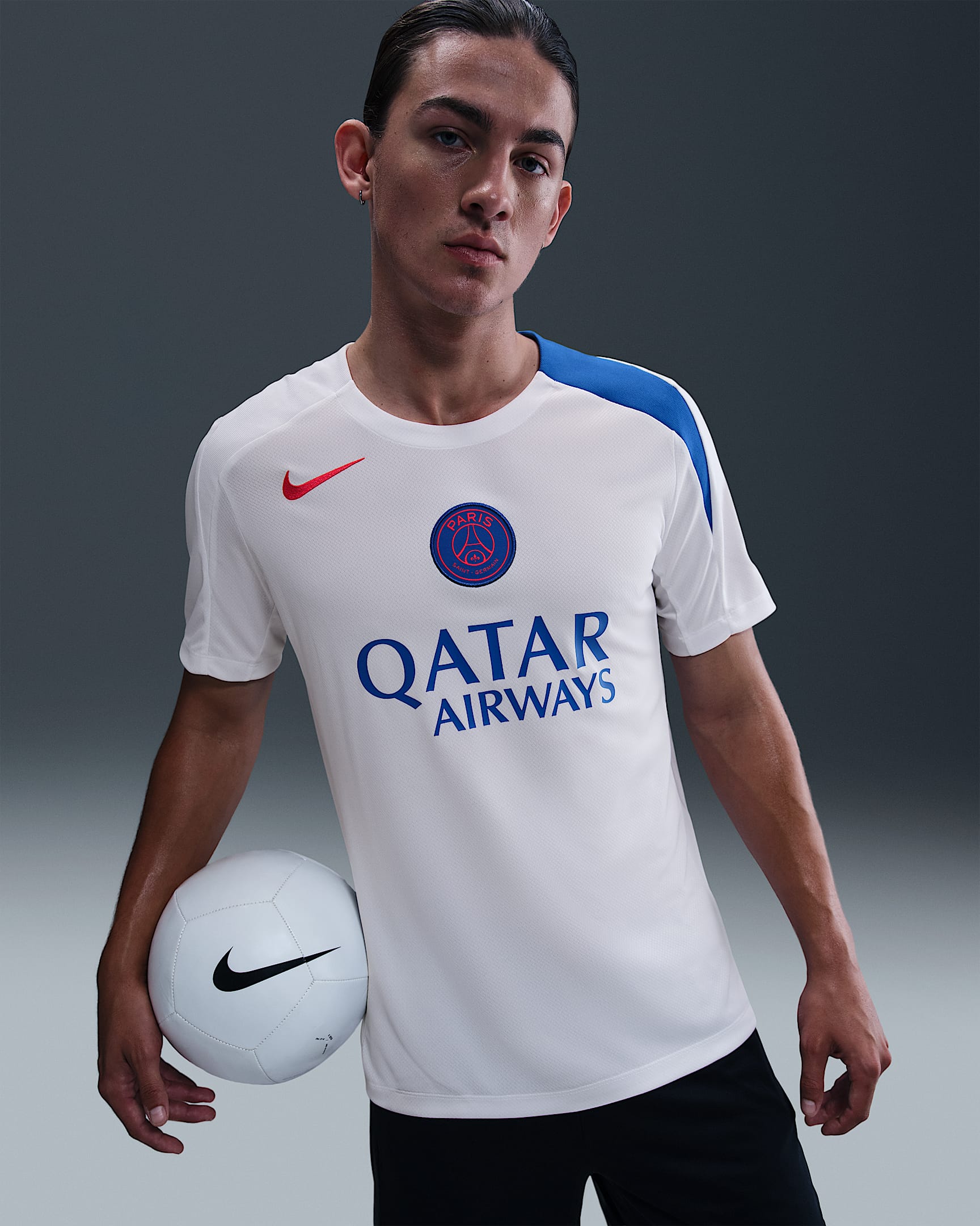 巴黎圣日耳曼足球俱乐部 Strike Third Nike Dri-FIT Total 90 男子速干足球针织上衣 - 白色/白色/皇家蓝/全球红