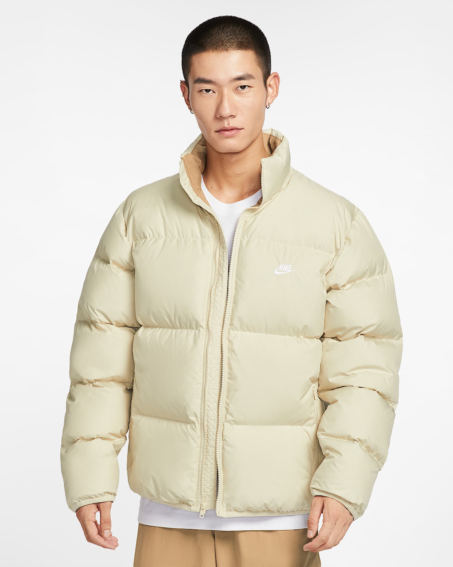 Nike Sportswear Club Therma-FIT 男子拒水羽绒夹克 - 浅卡其/杏茶色/白色