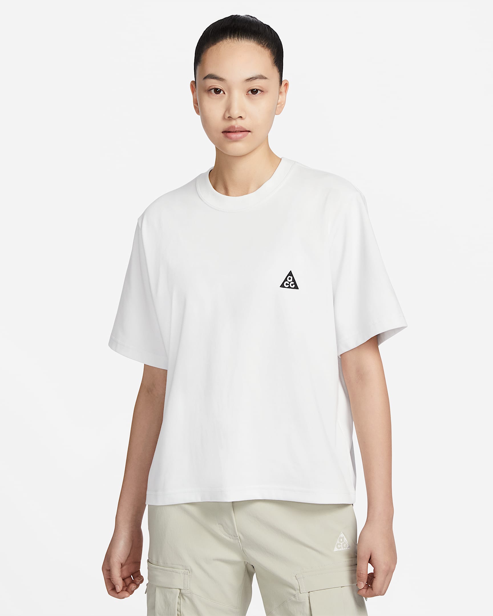 Nike ACG 女子短袖T恤 - 山峰白/黑