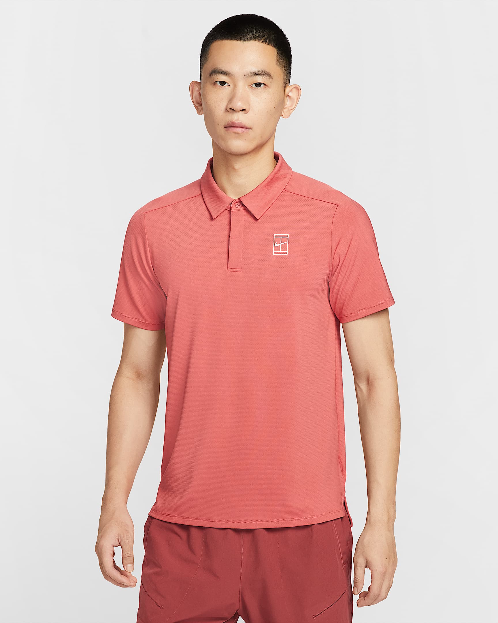 NikeCourt Advantage Dri-FIT 男子速干网球翻领T恤 - 粘土色/白色