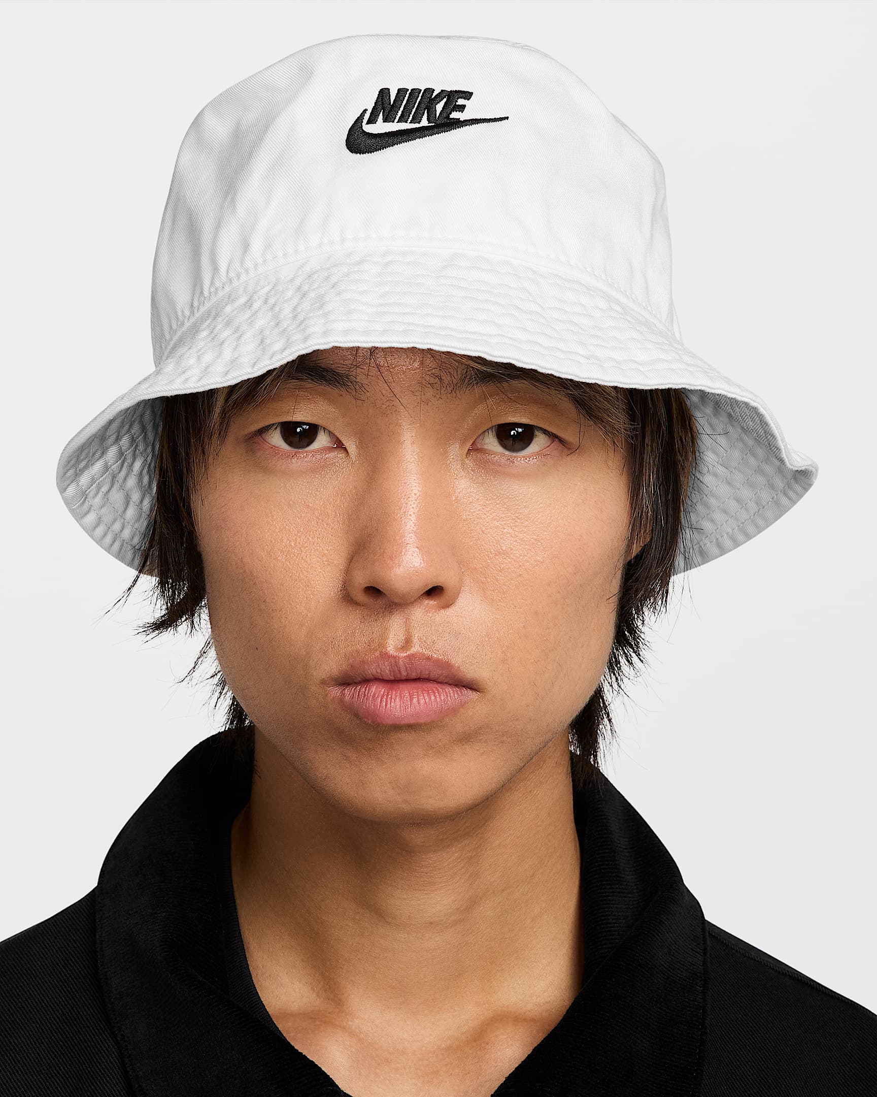 Nike Apex Futura 水洗渔夫运动帽 - 白色/黑