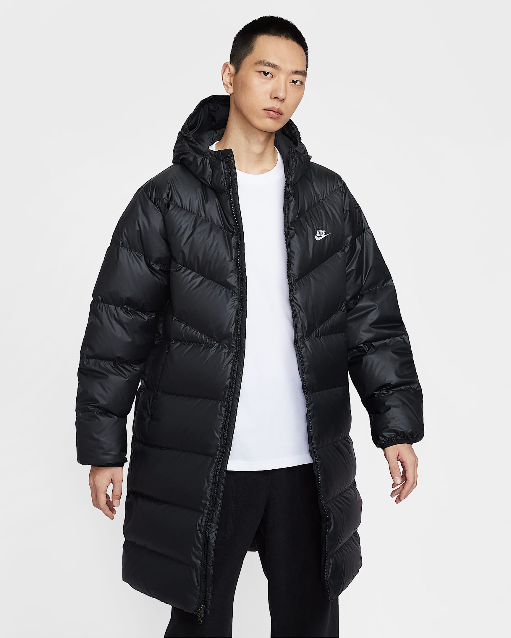 Nike Windrunner 耐克风行者系列男子拒水羽绒外套 - 黑/黑/白色